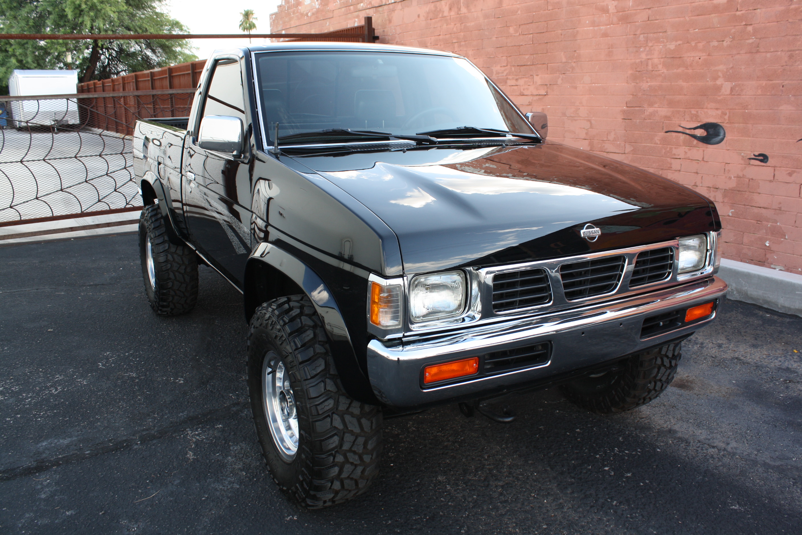 1997 Nissan XE 4×4 manual 5 speed!