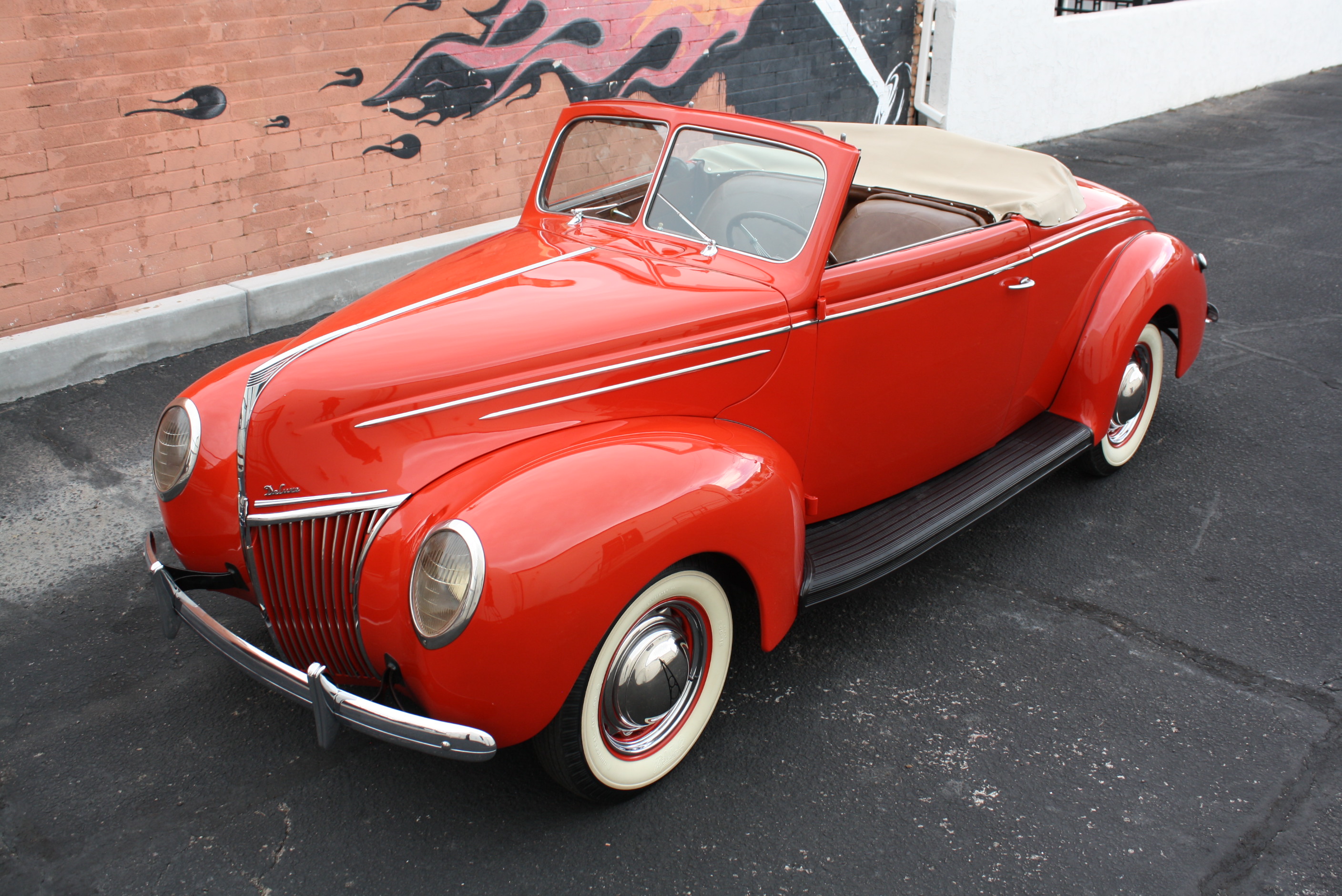 1939 Ford Deluxe Convertible