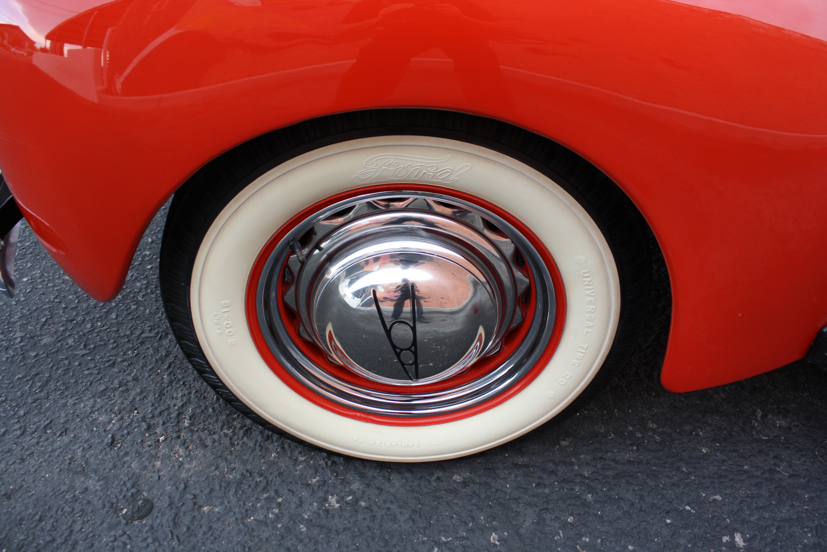 1939 Ford Deluxe Convertible