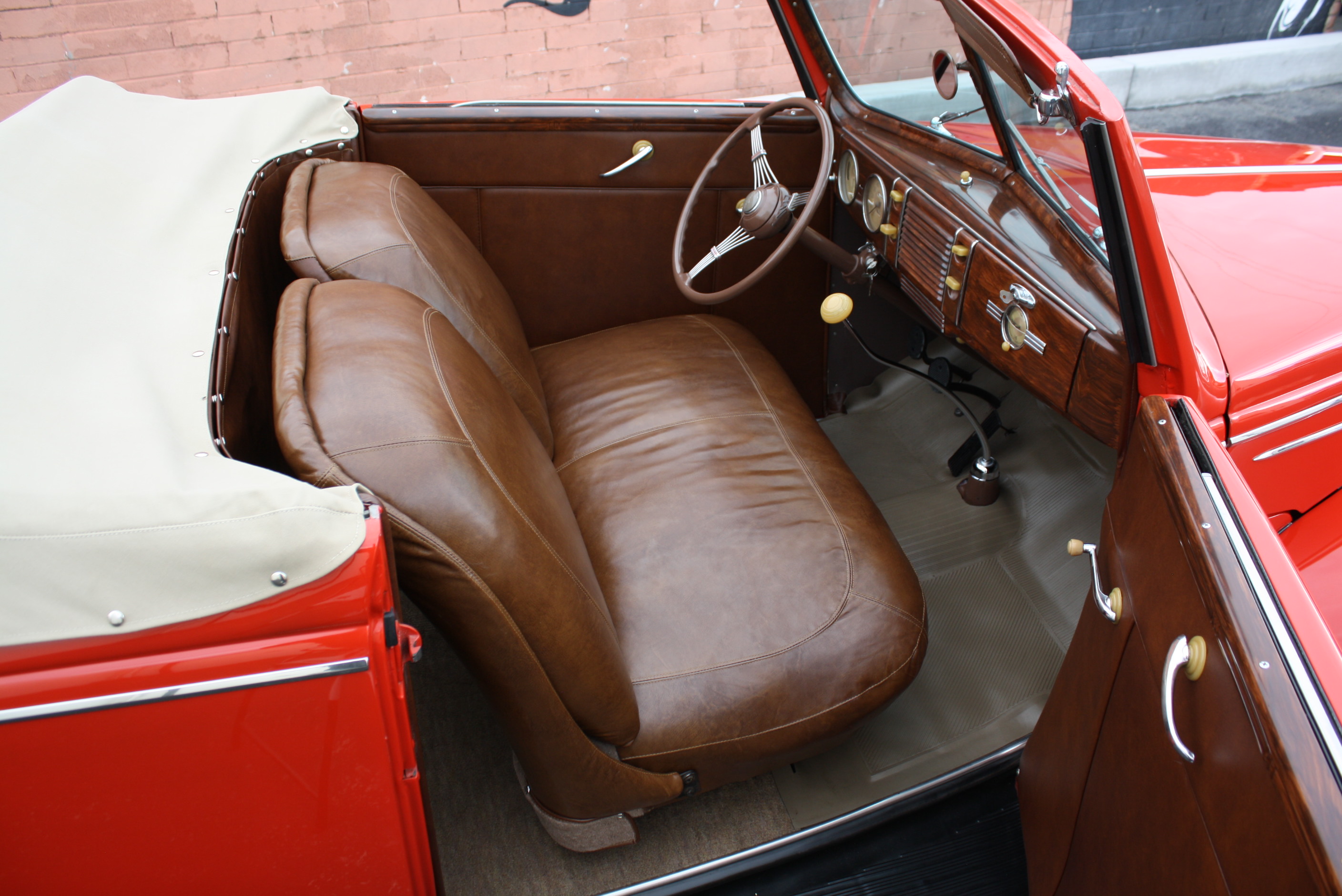 1939 Ford Deluxe Convertible