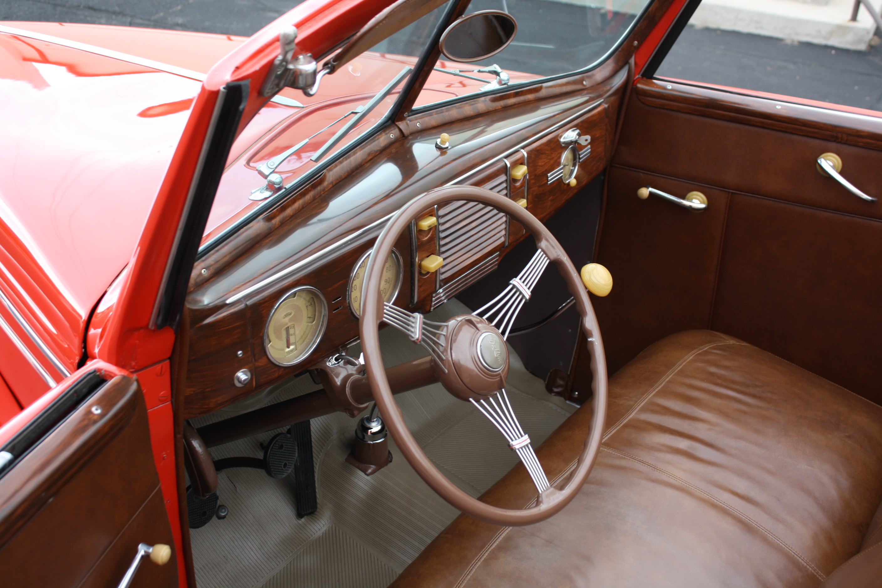 1939 Ford Deluxe Convertible