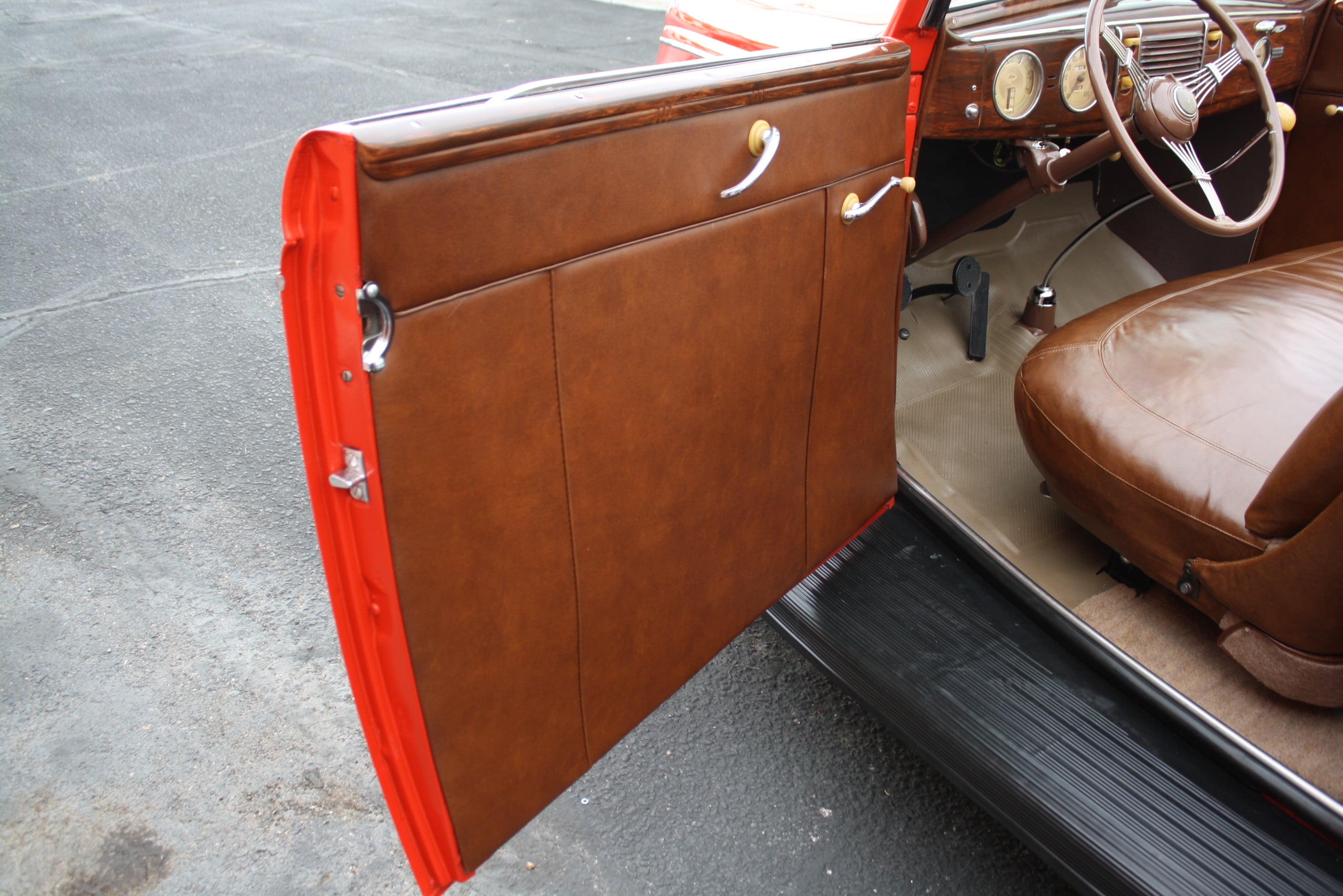 1939 Ford Deluxe Convertible