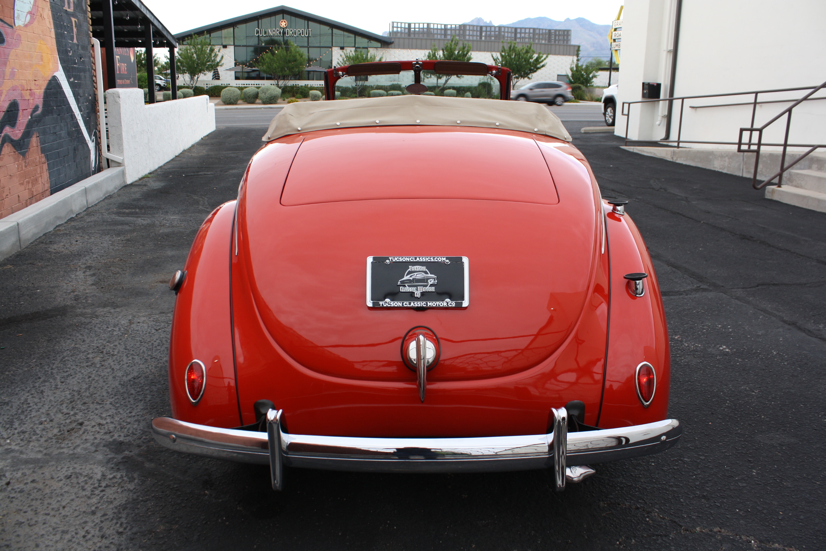 1939 Ford Deluxe Convertible