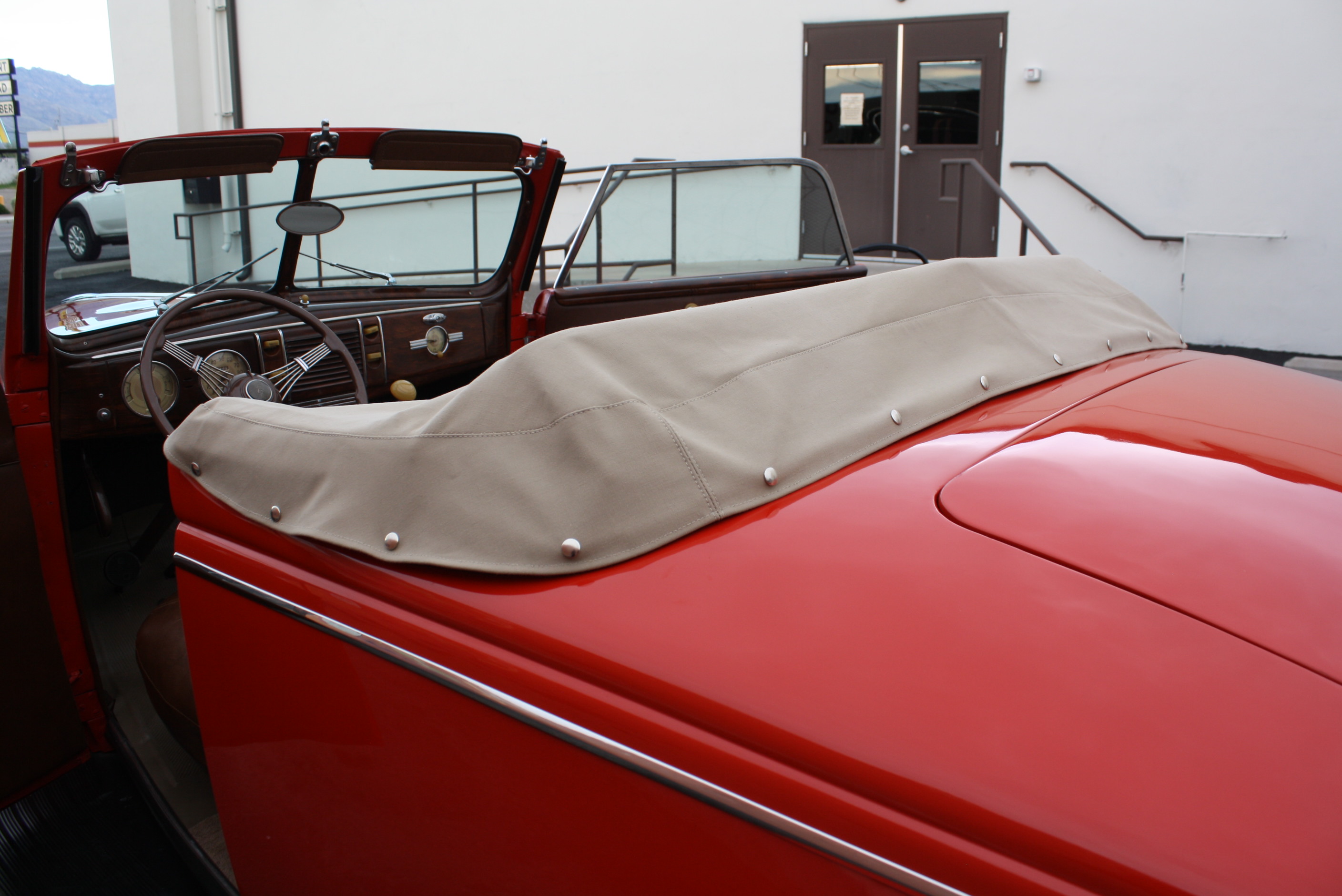 1939 Ford Deluxe Convertible