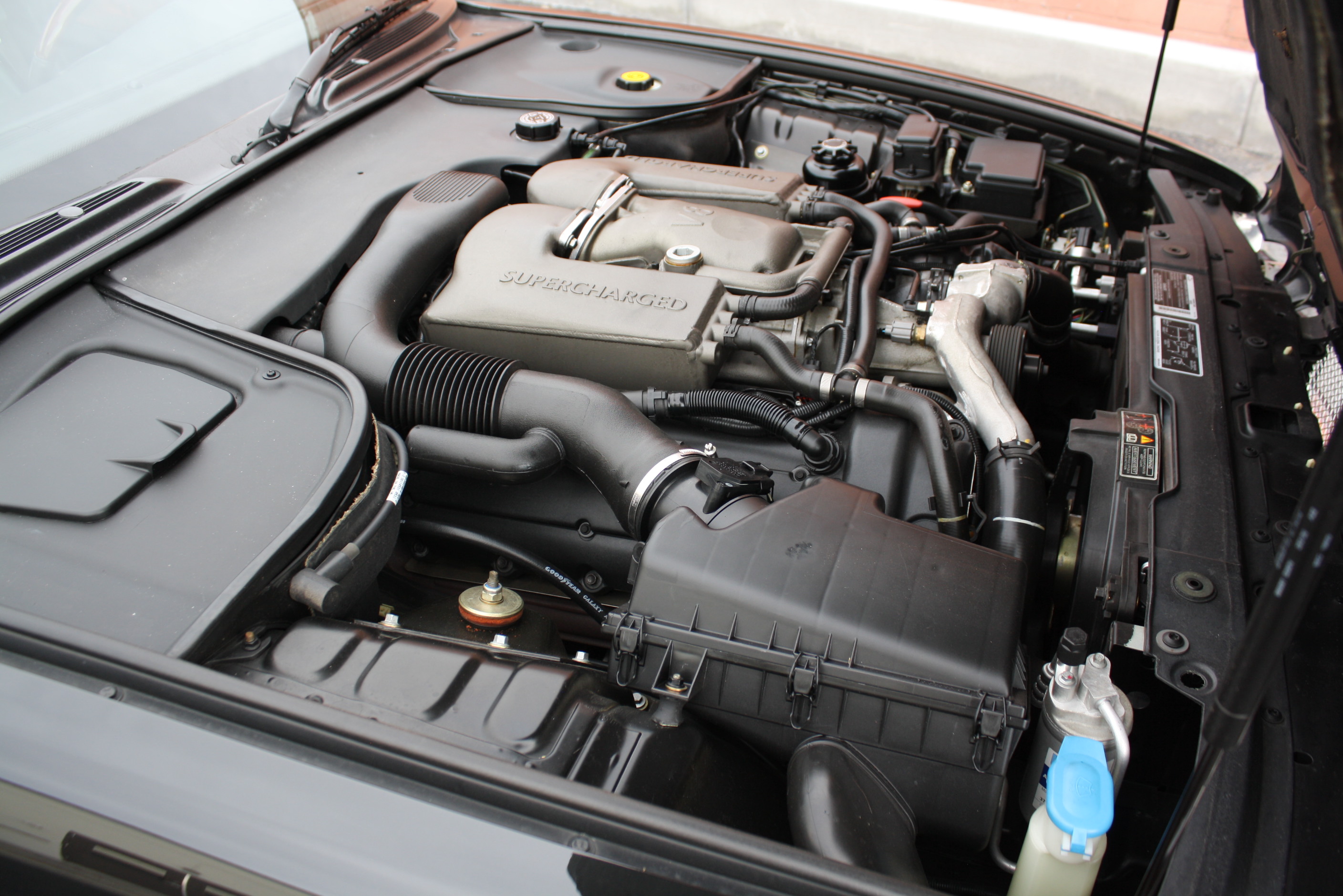 2001 Jaguar XJR