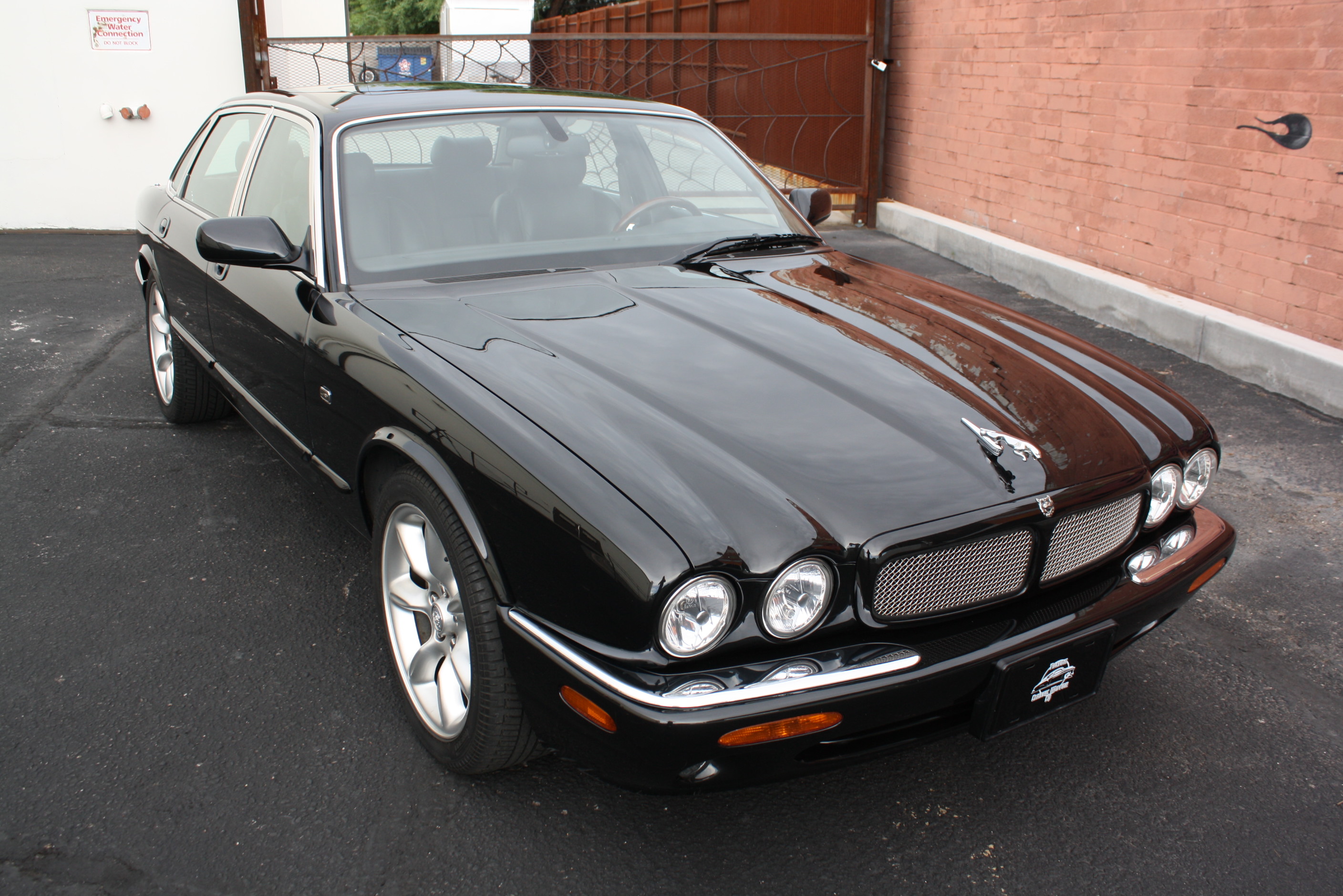 2001 Jaguar XJR