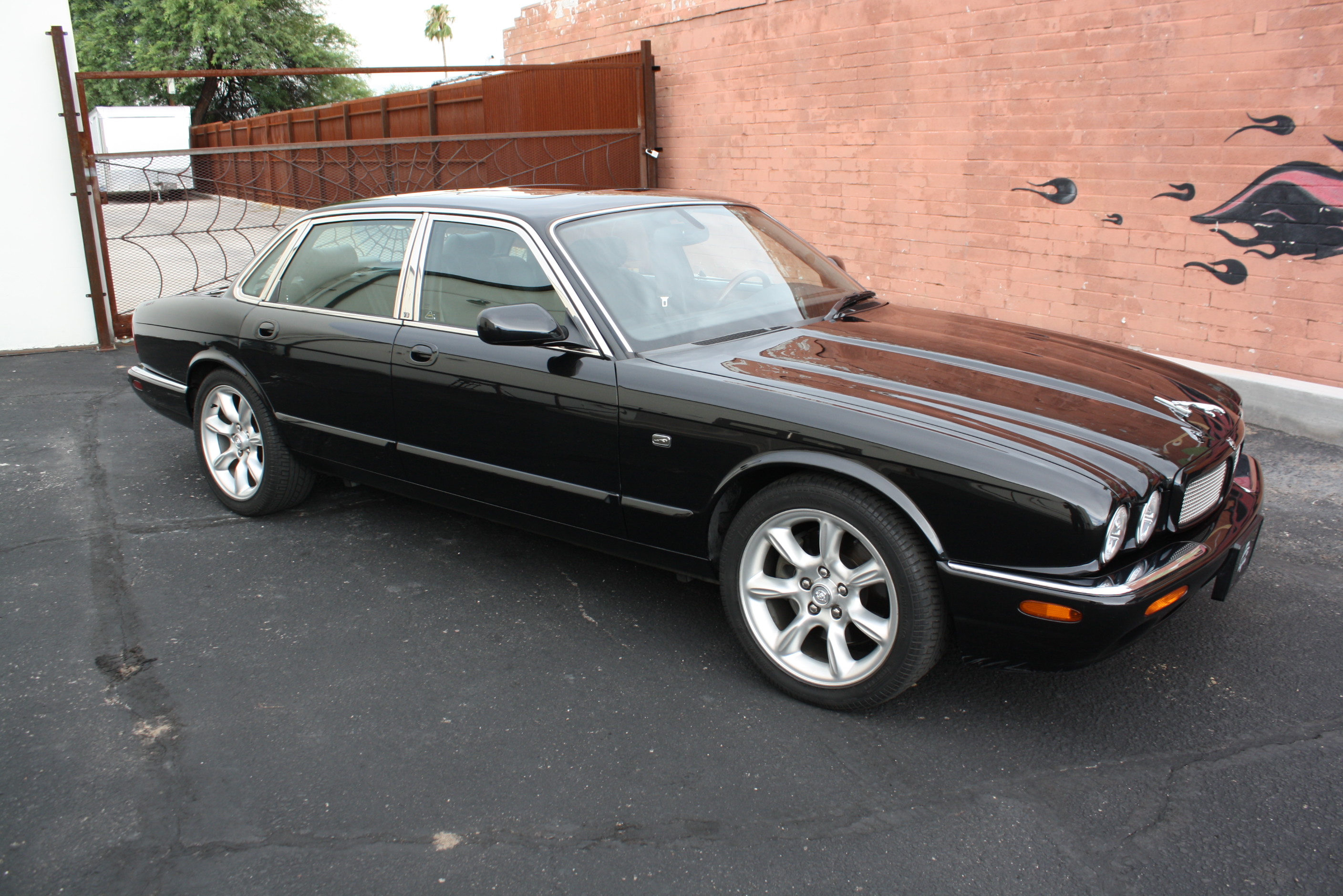 2001 Jaguar XJR