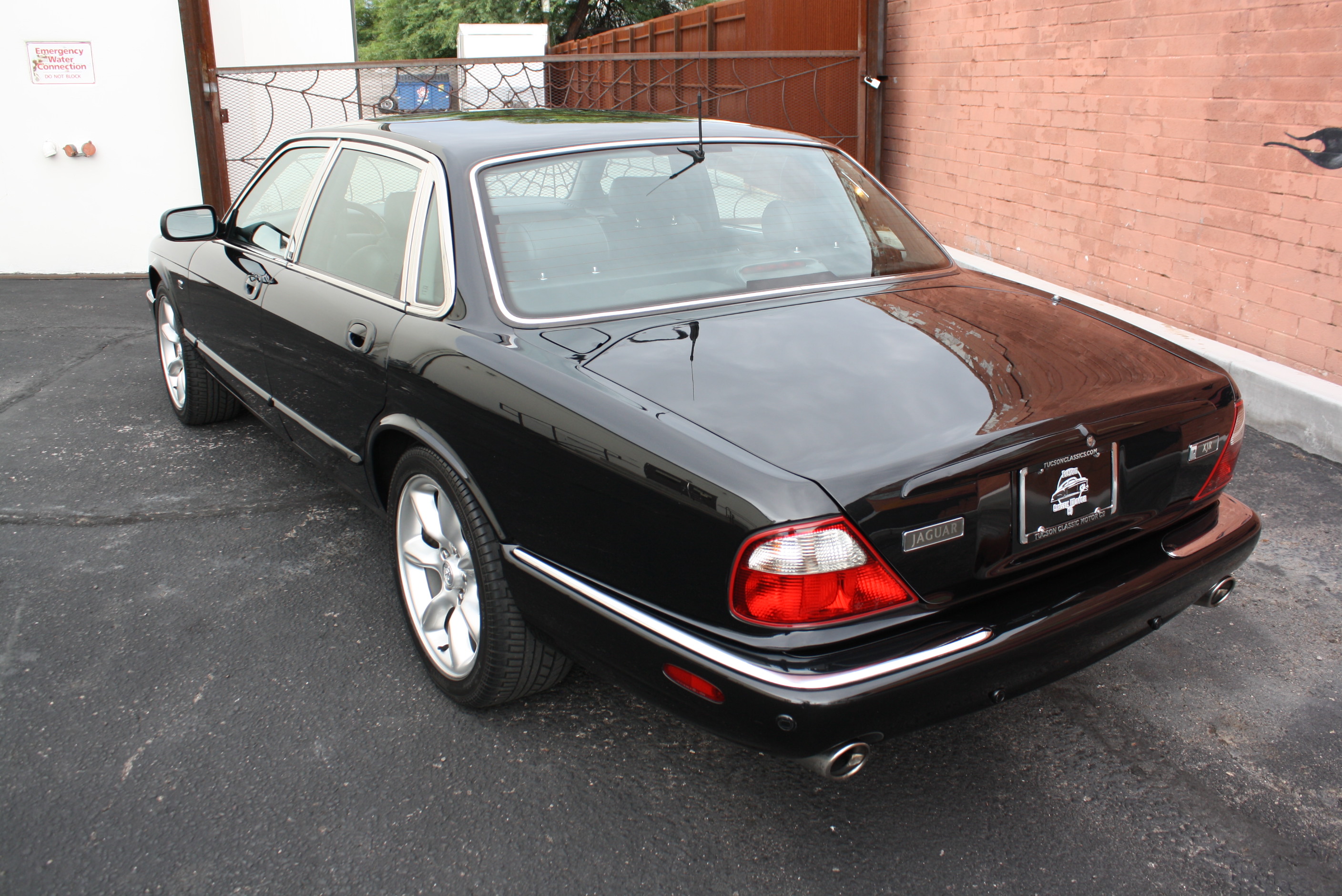 2001 Jaguar XJR
