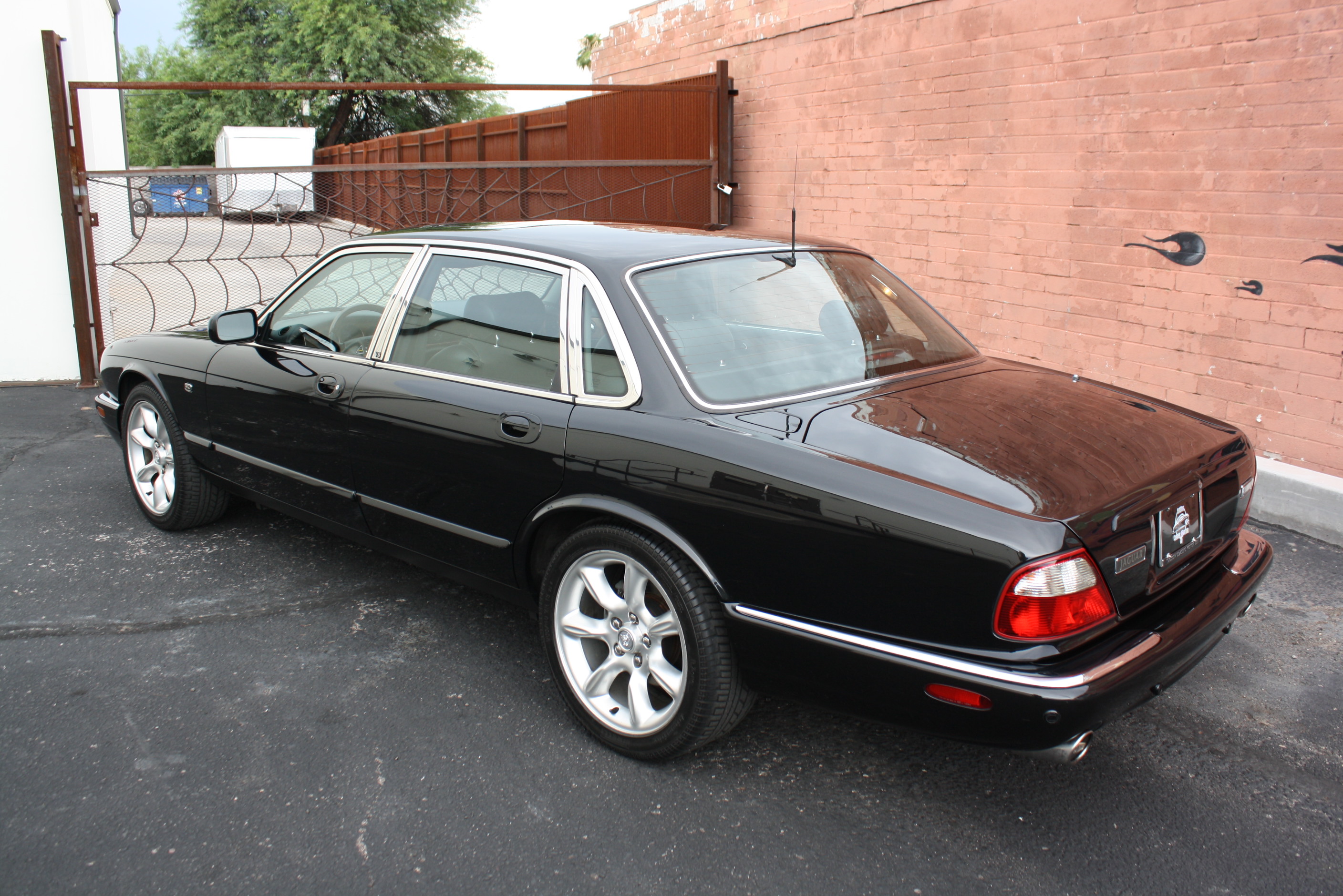 2001 Jaguar XJR