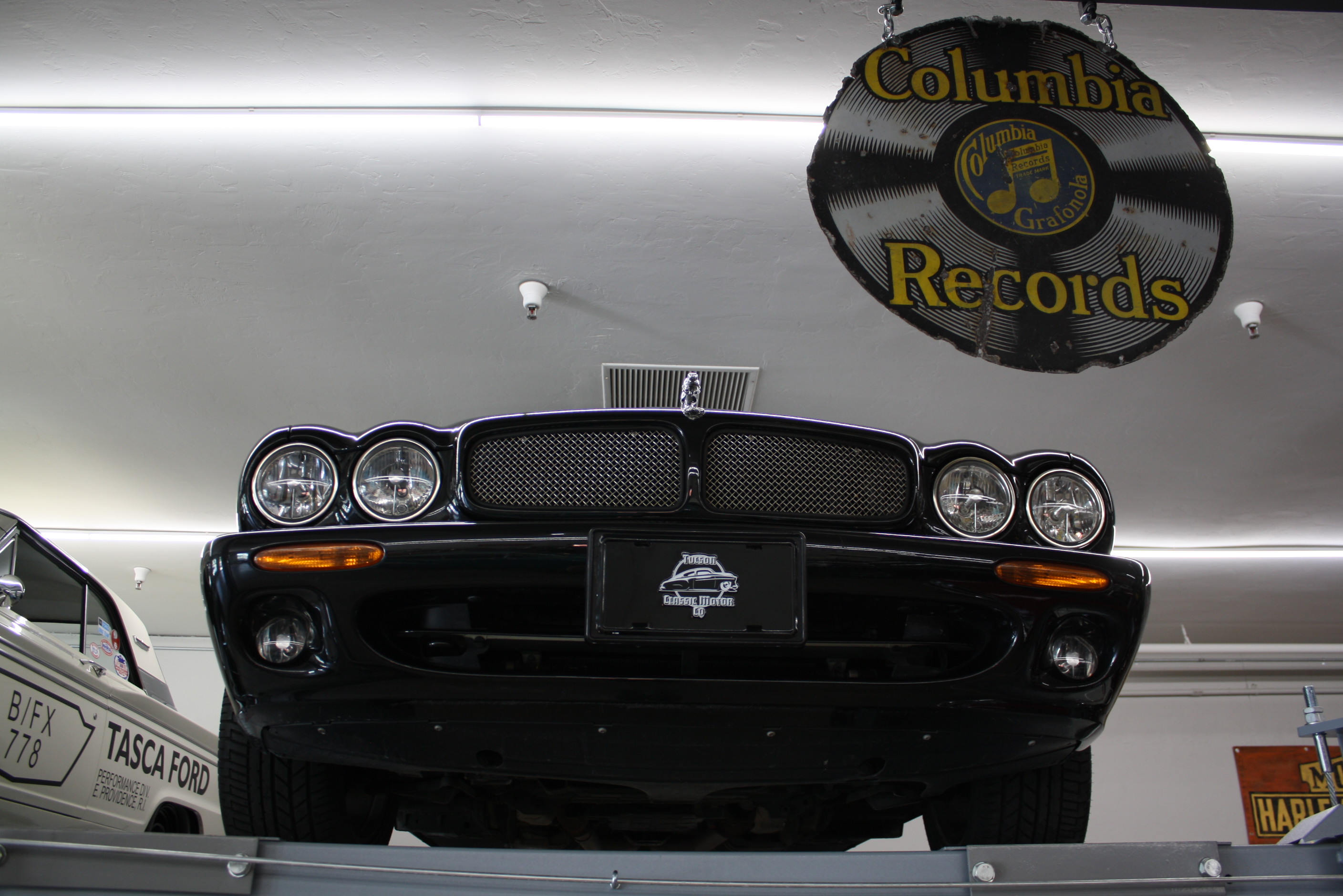 2001 Jaguar XJR