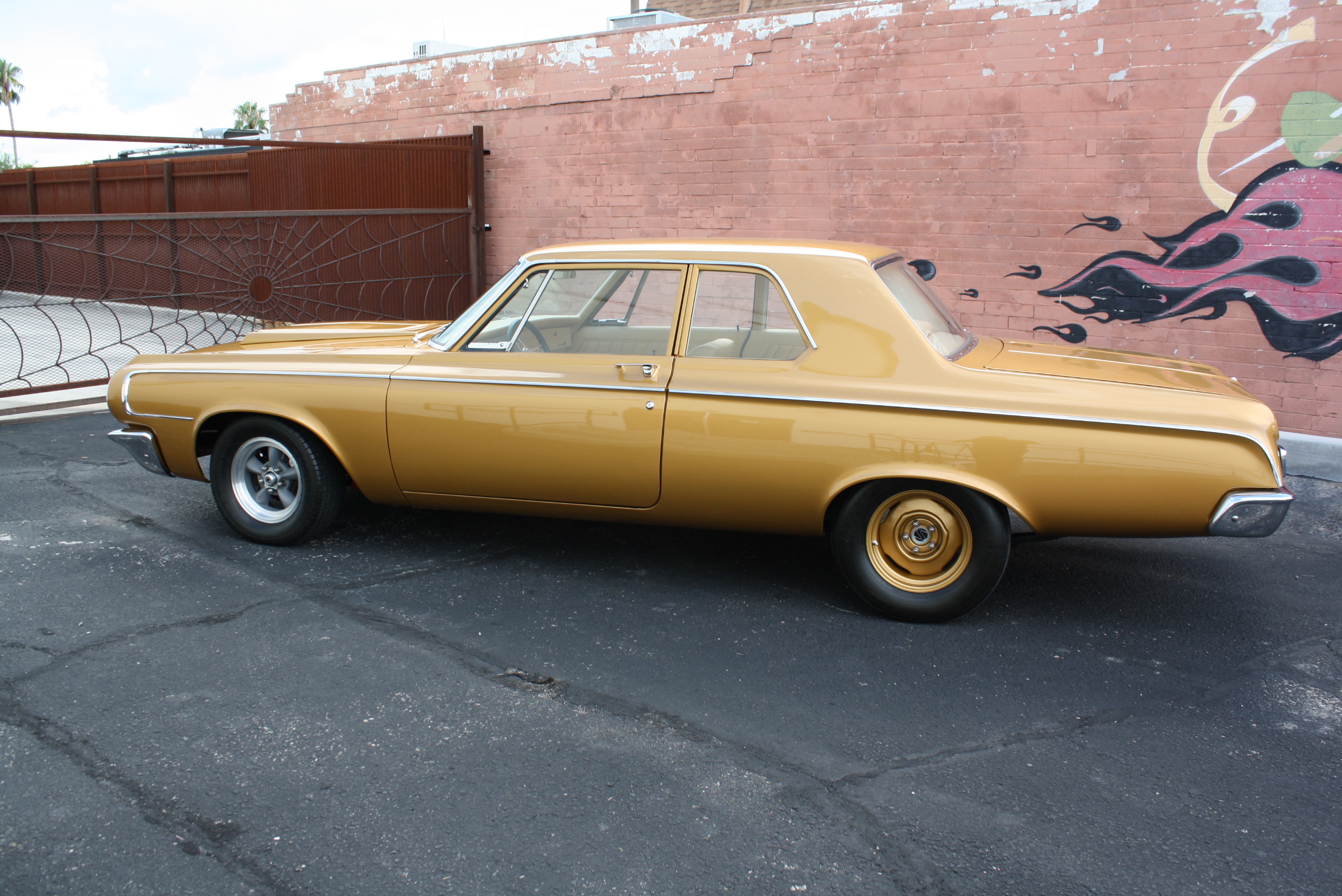 1964 Dodge 330 HEMI