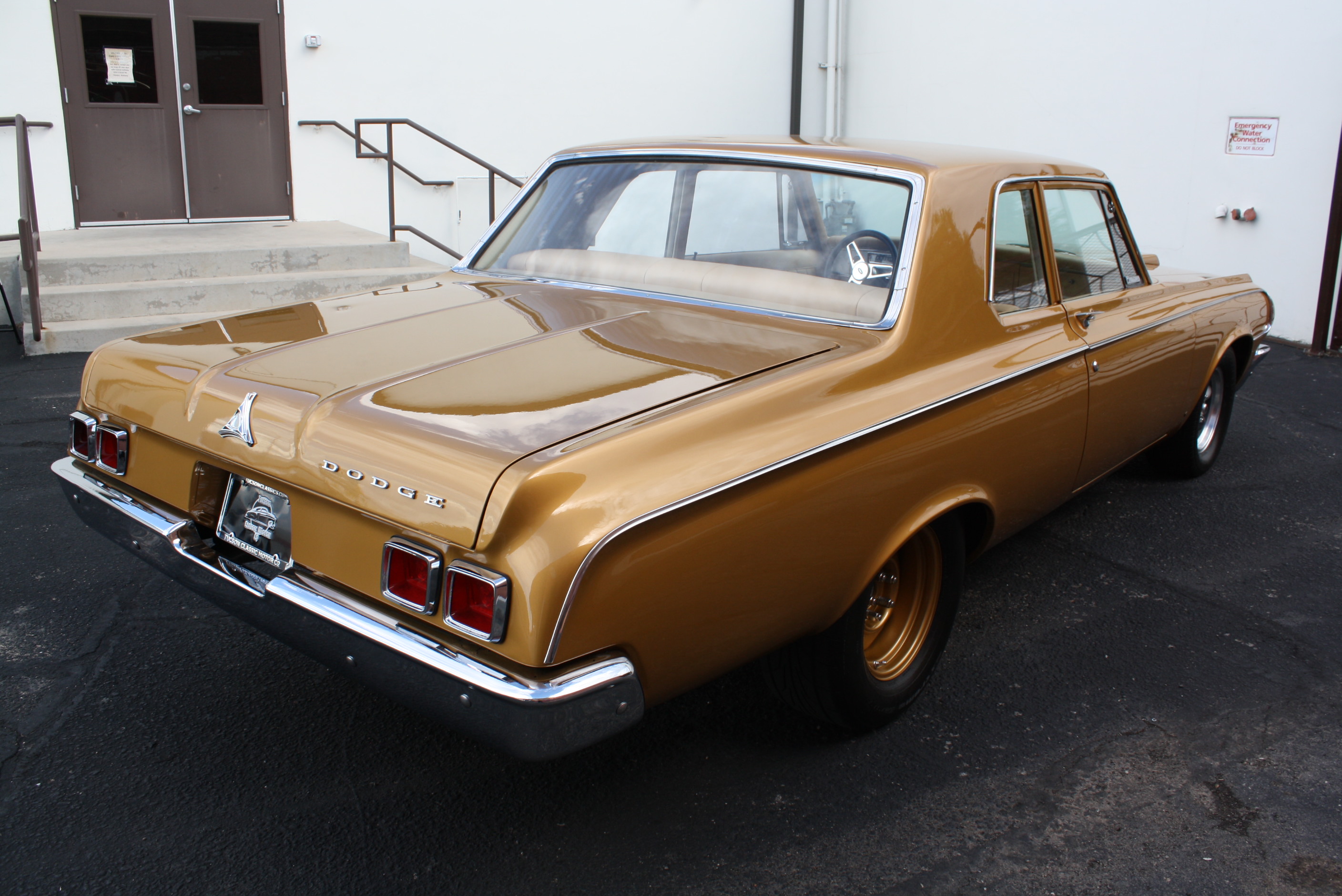 1964 Dodge 330 HEMI