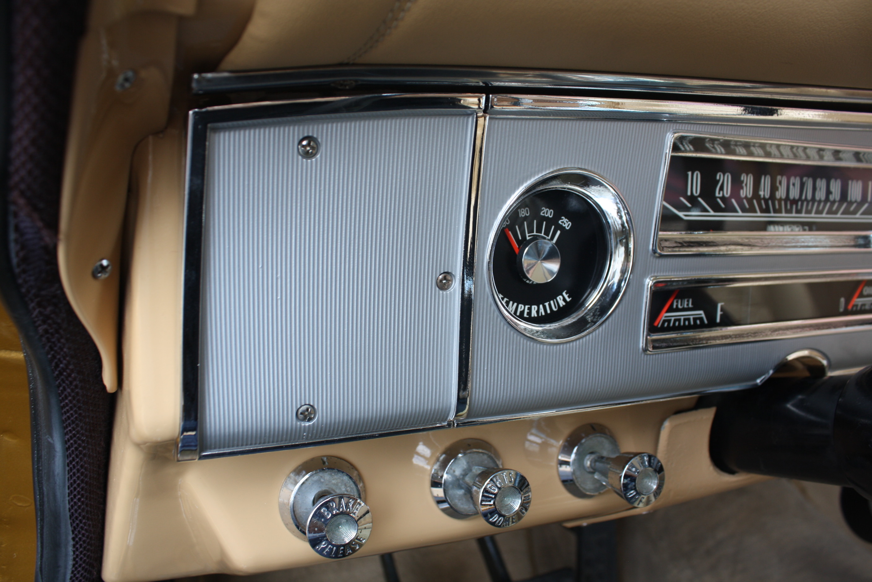 1964 Dodge 330 HEMI
