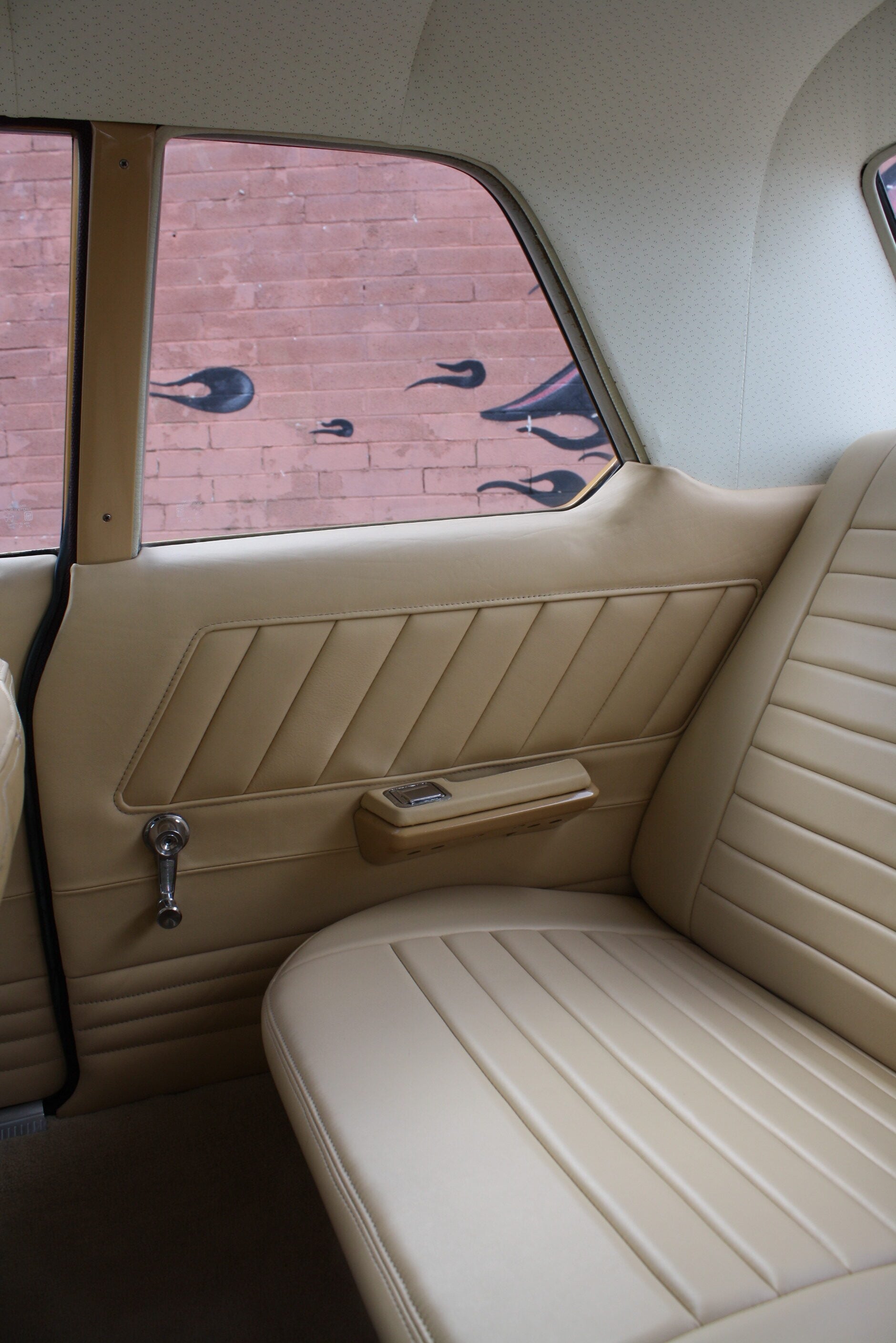1964 Dodge 330 HEMI
