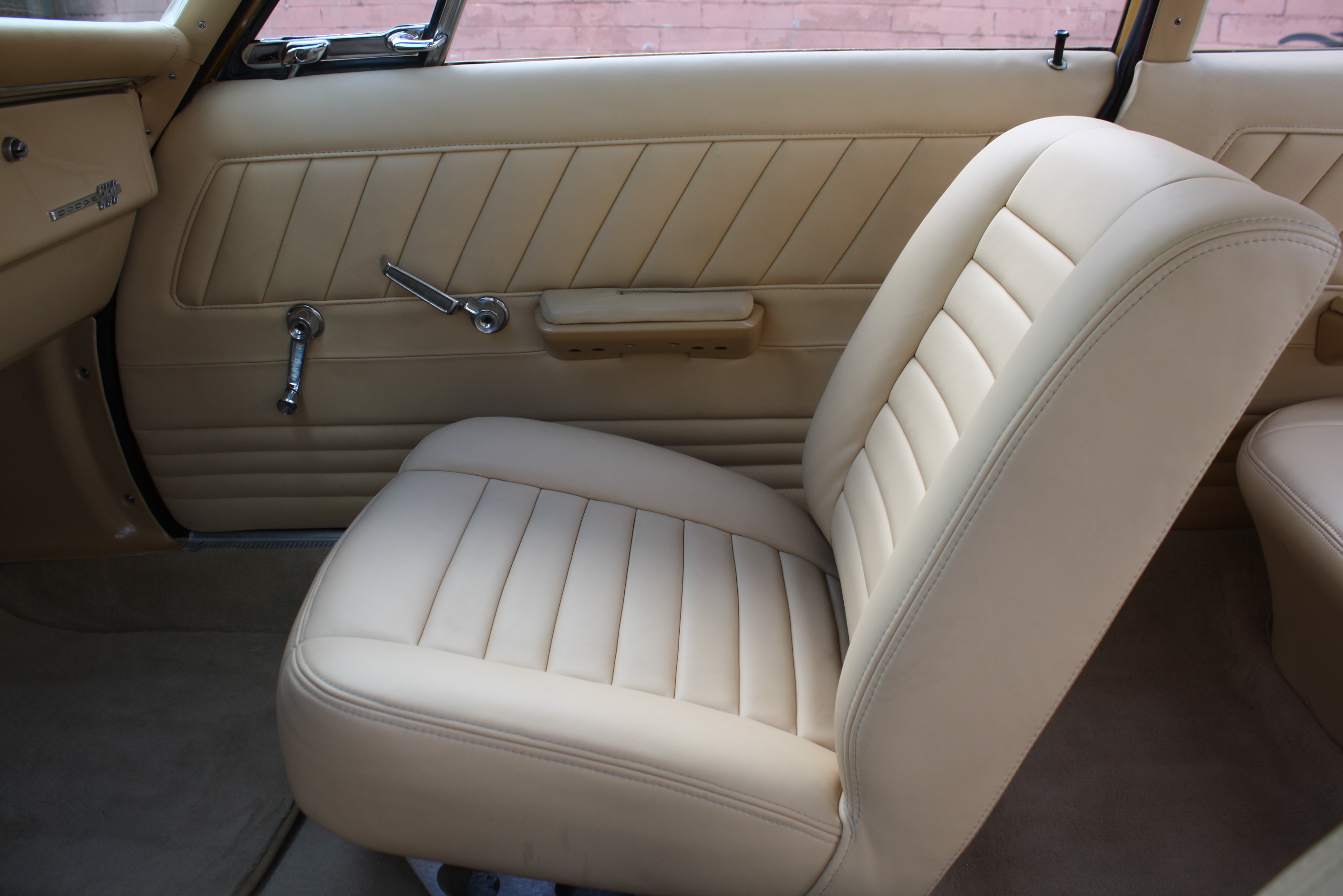 1964 Dodge 330 HEMI