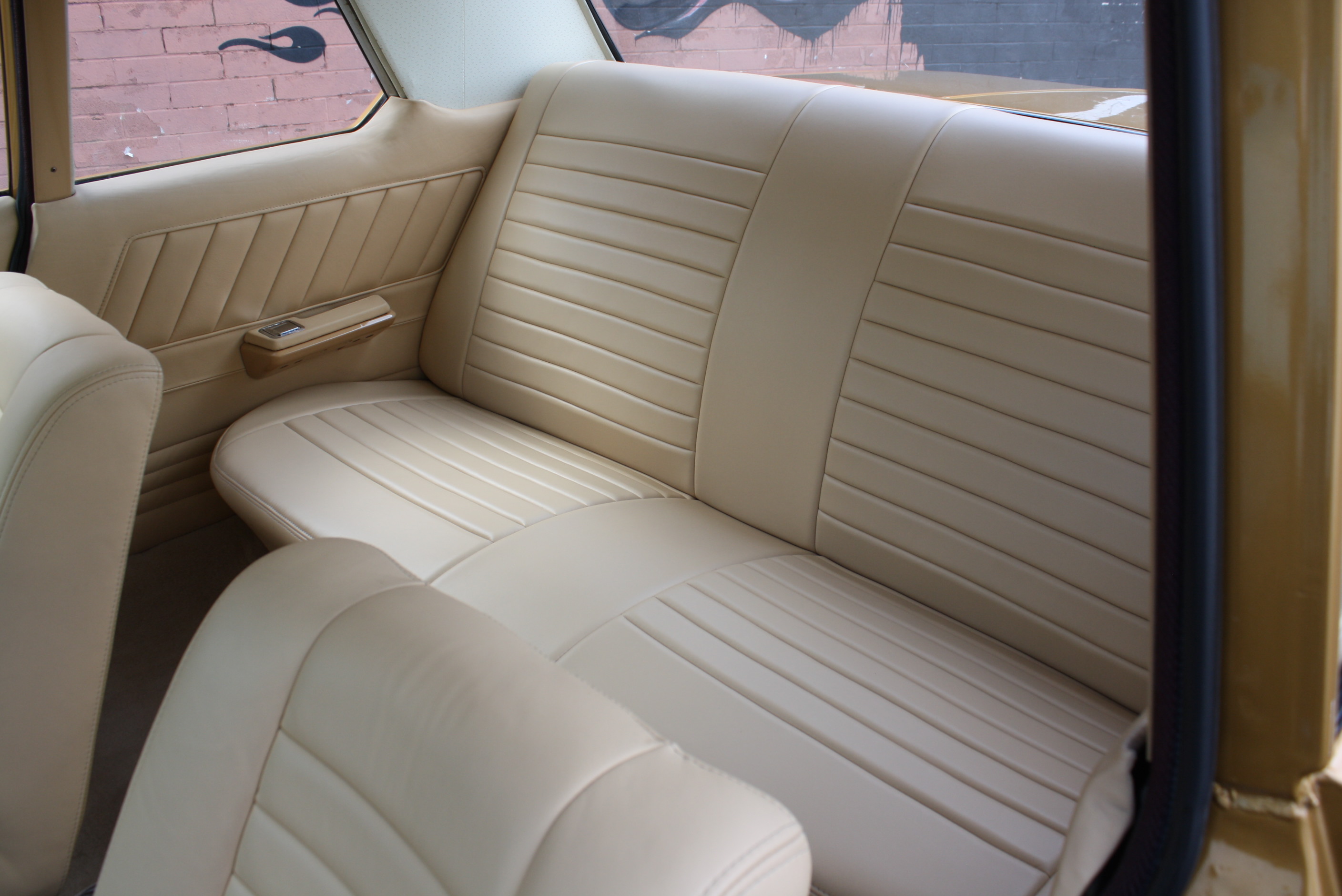 1964 Dodge 330 HEMI
