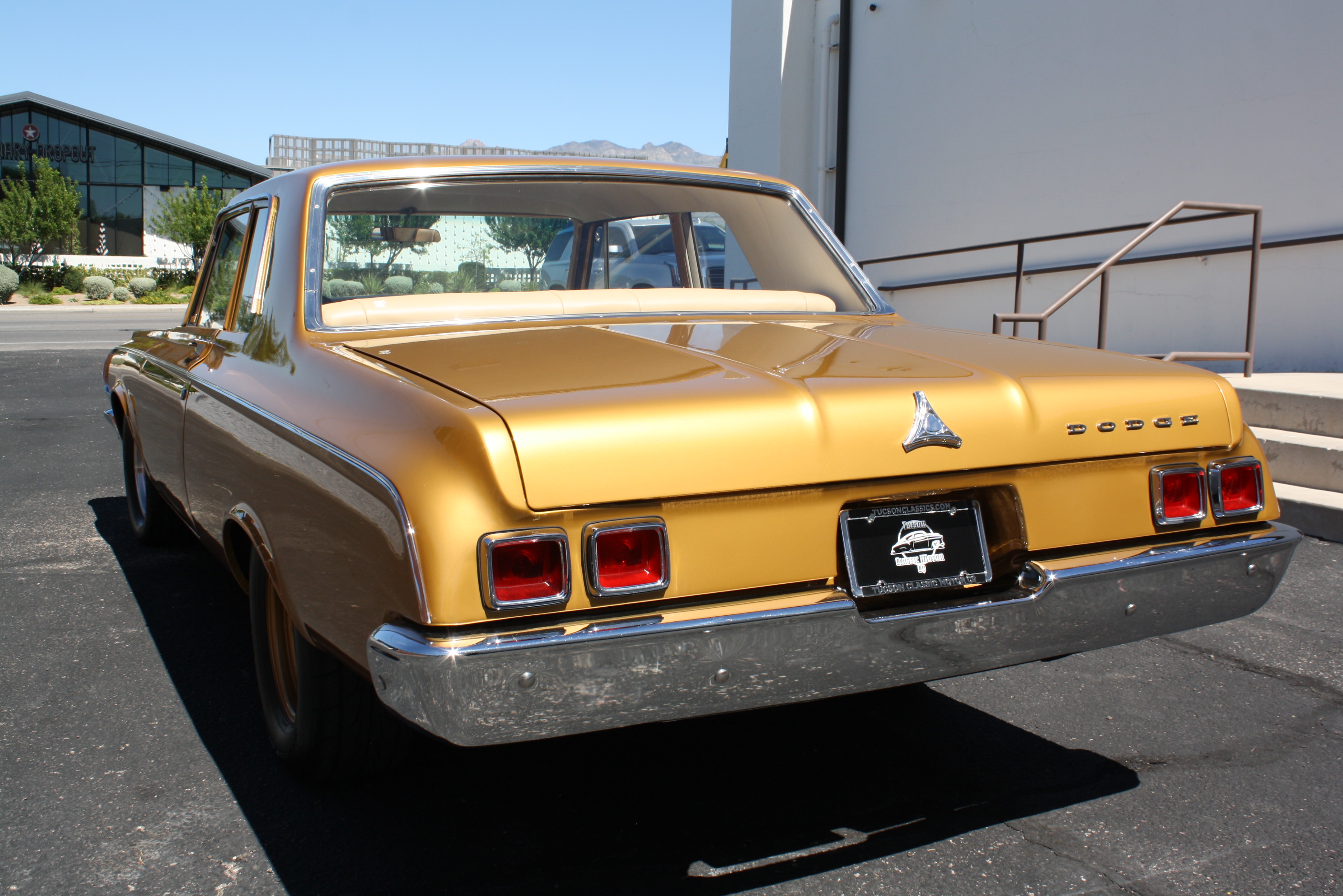 1964 Dodge 330 HEMI