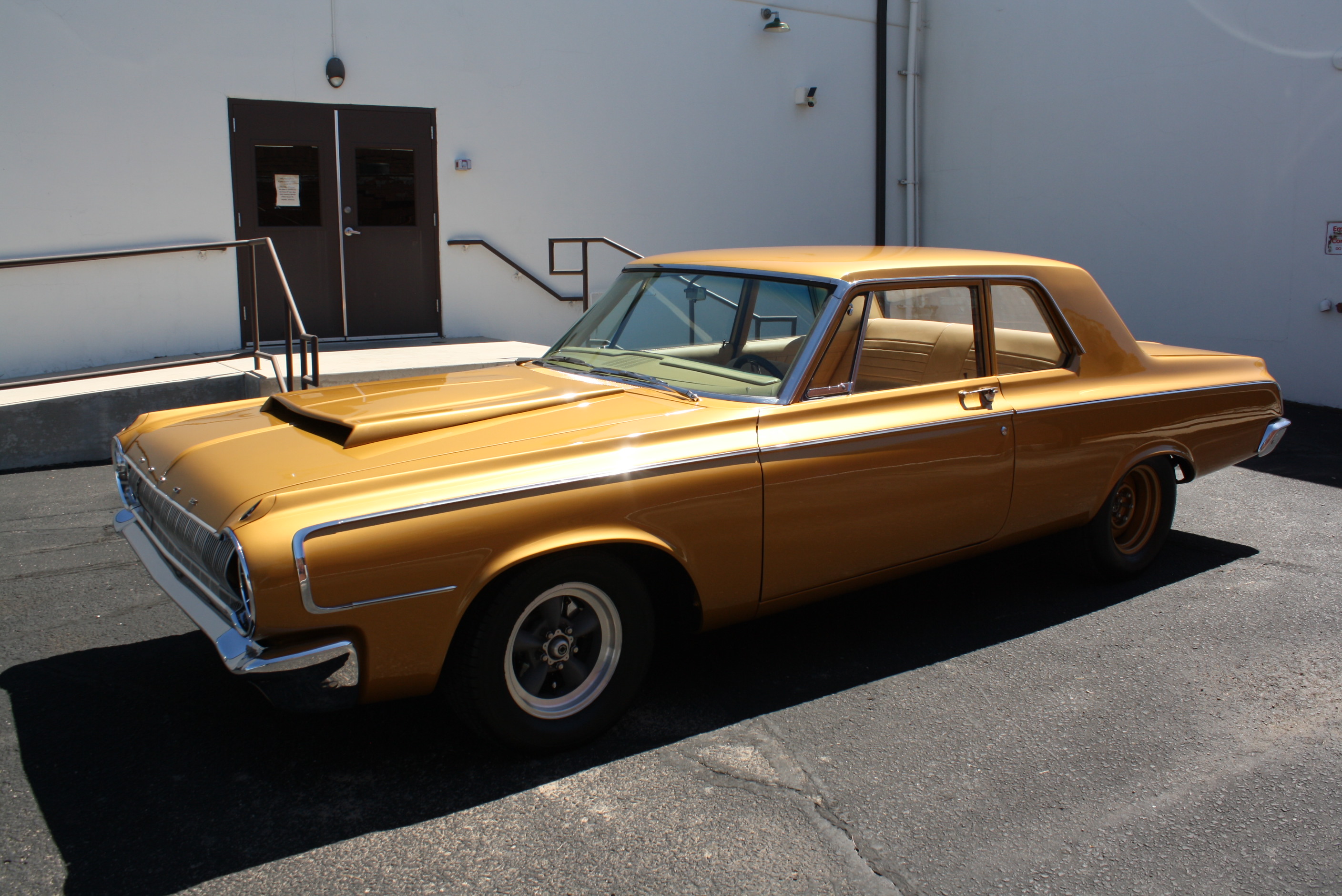 1964 Dodge 330 HEMI
