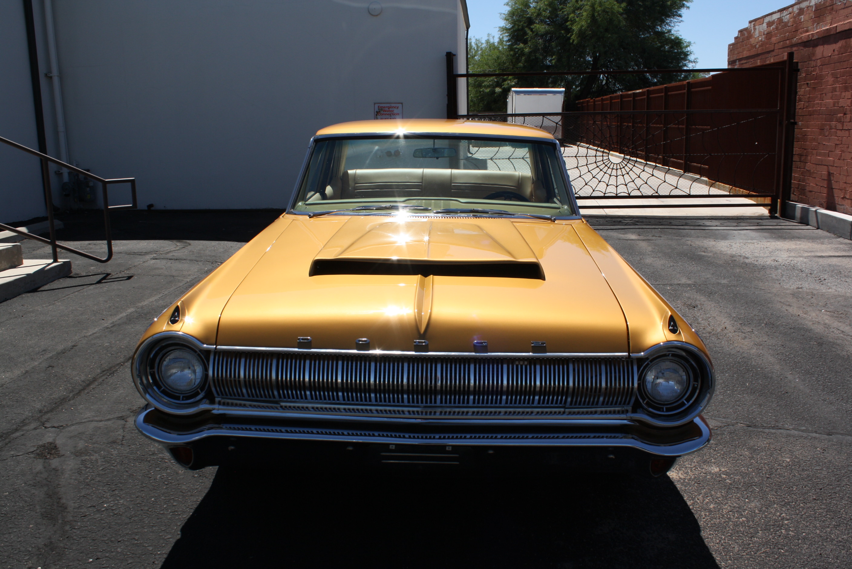 1964 Dodge 330 HEMI
