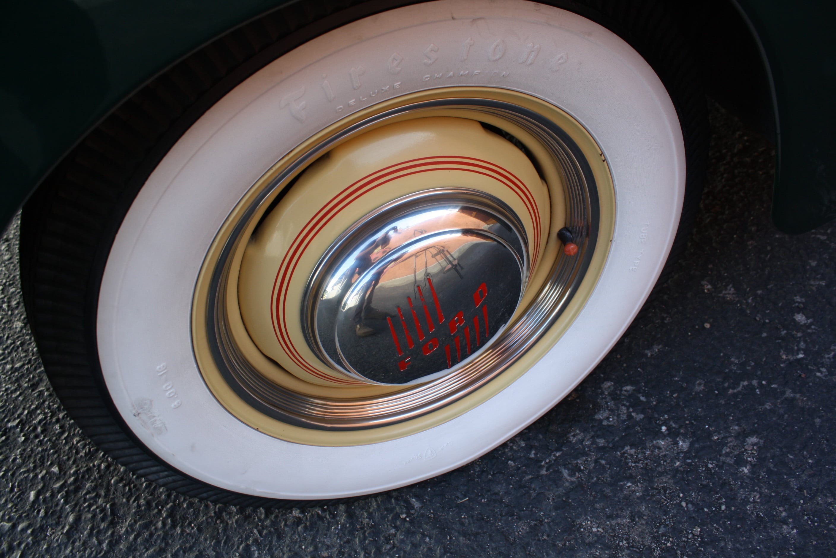 1946 Ford Super Deluxe Woody Wagon