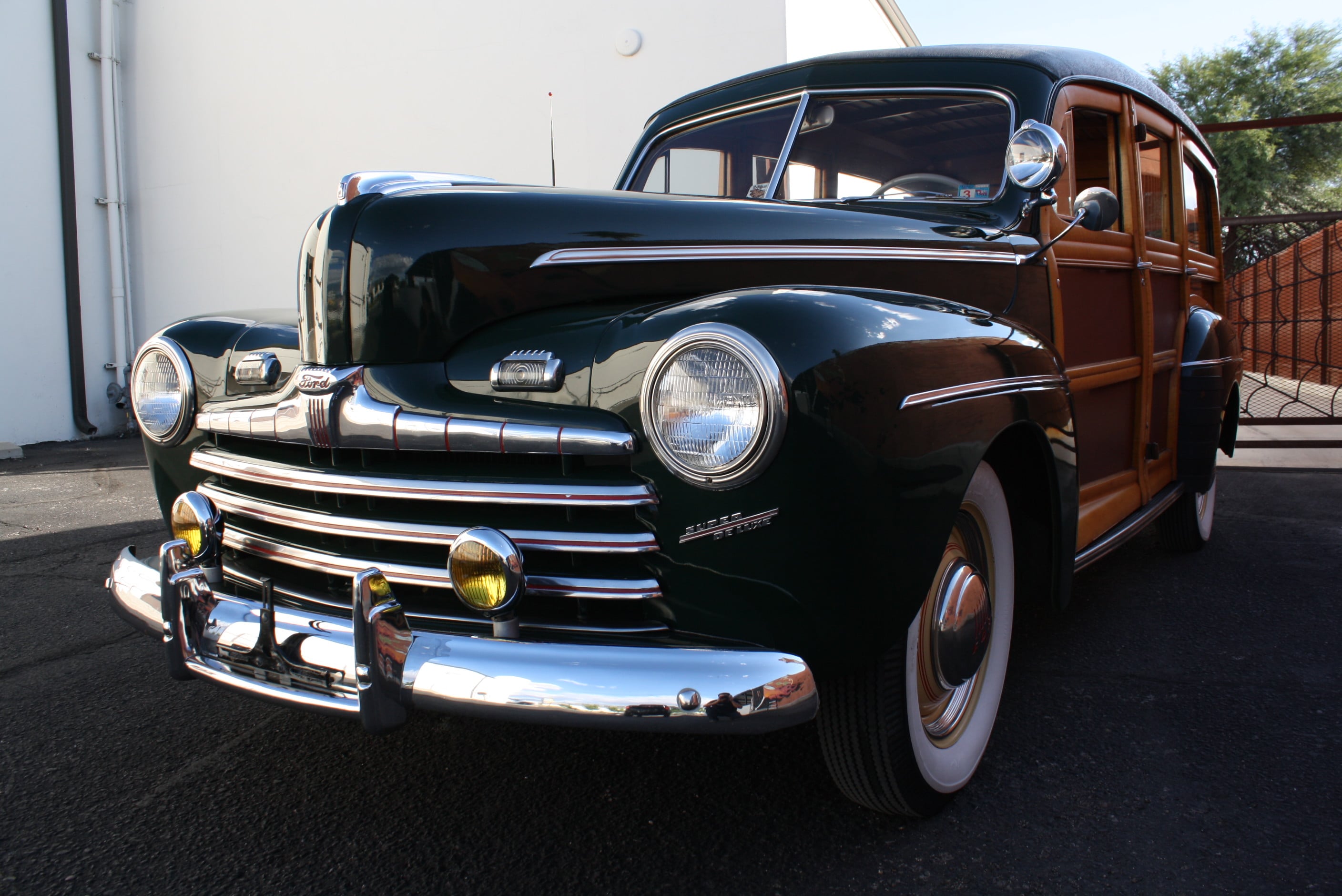 1946 Ford Super Deluxe Woody Wagon