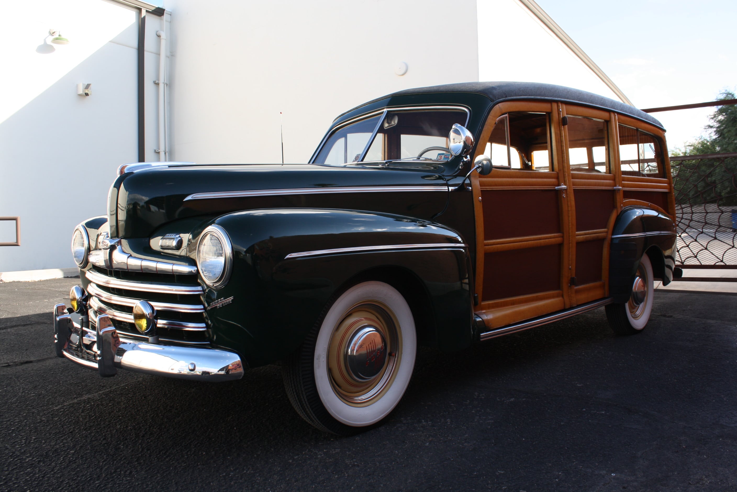 1946 Ford Super Deluxe Woody Wagon