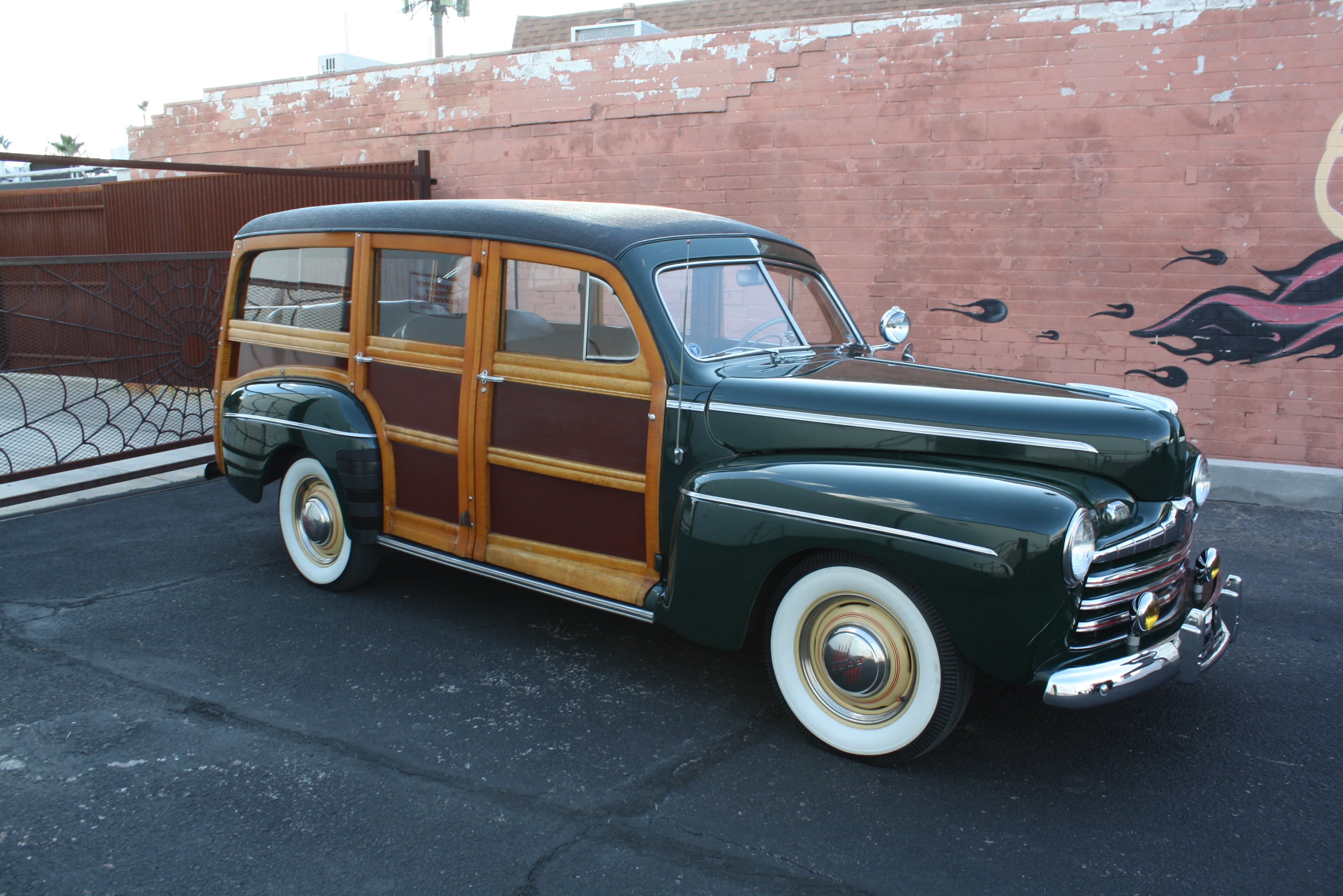 1946 Ford Super Deluxe Woody Wagon