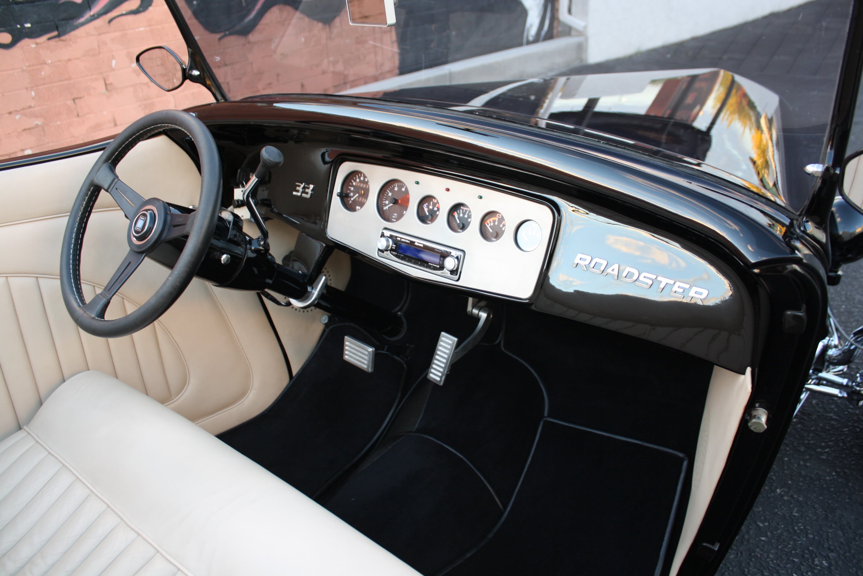 1933 Ford Roadster