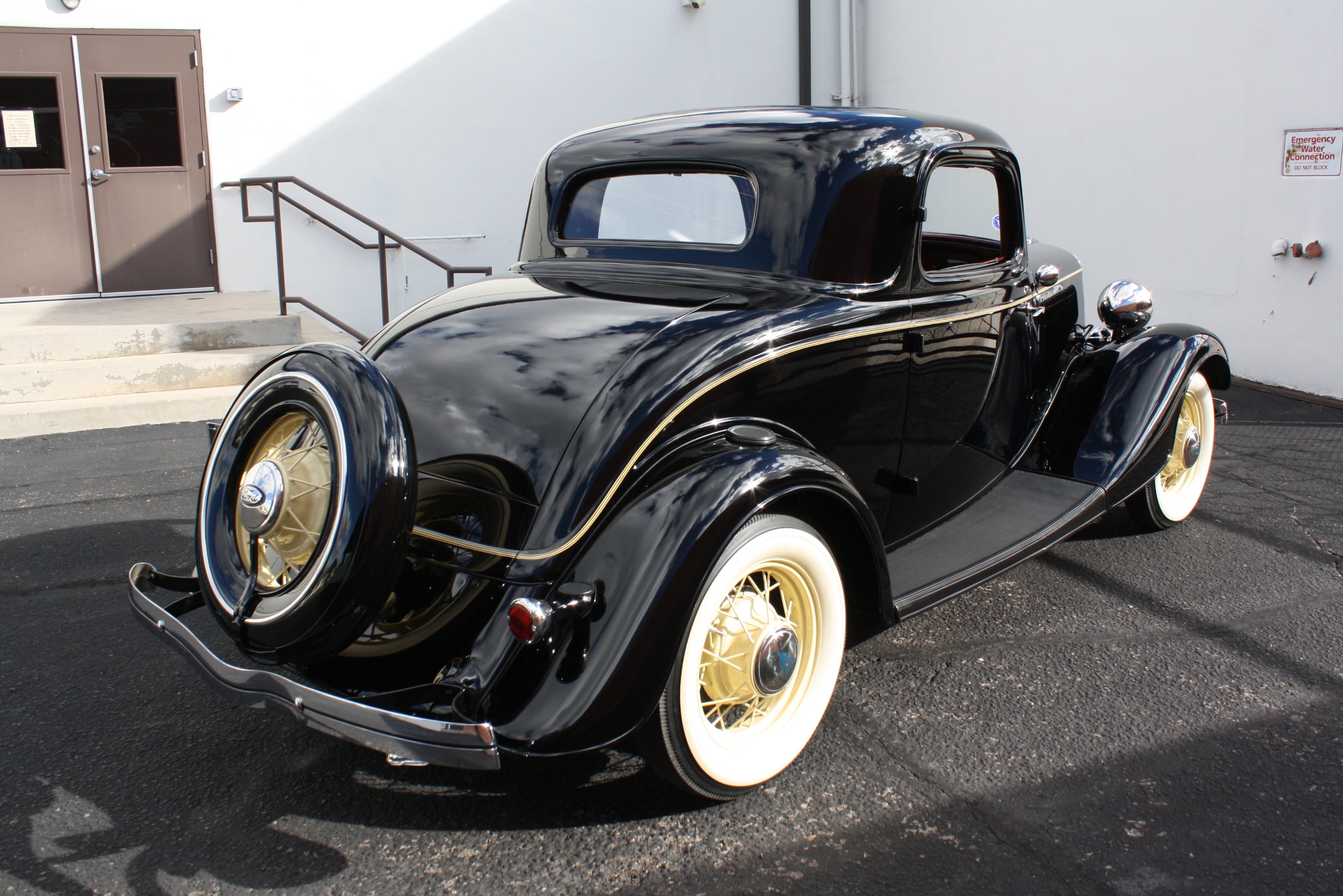1934 Ford 3 Window Coupe