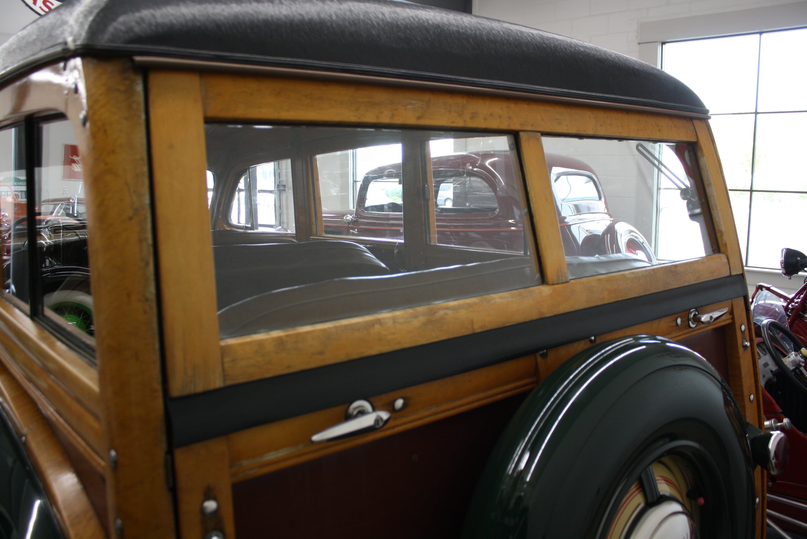 1946 Ford Super Deluxe Woody Wagon