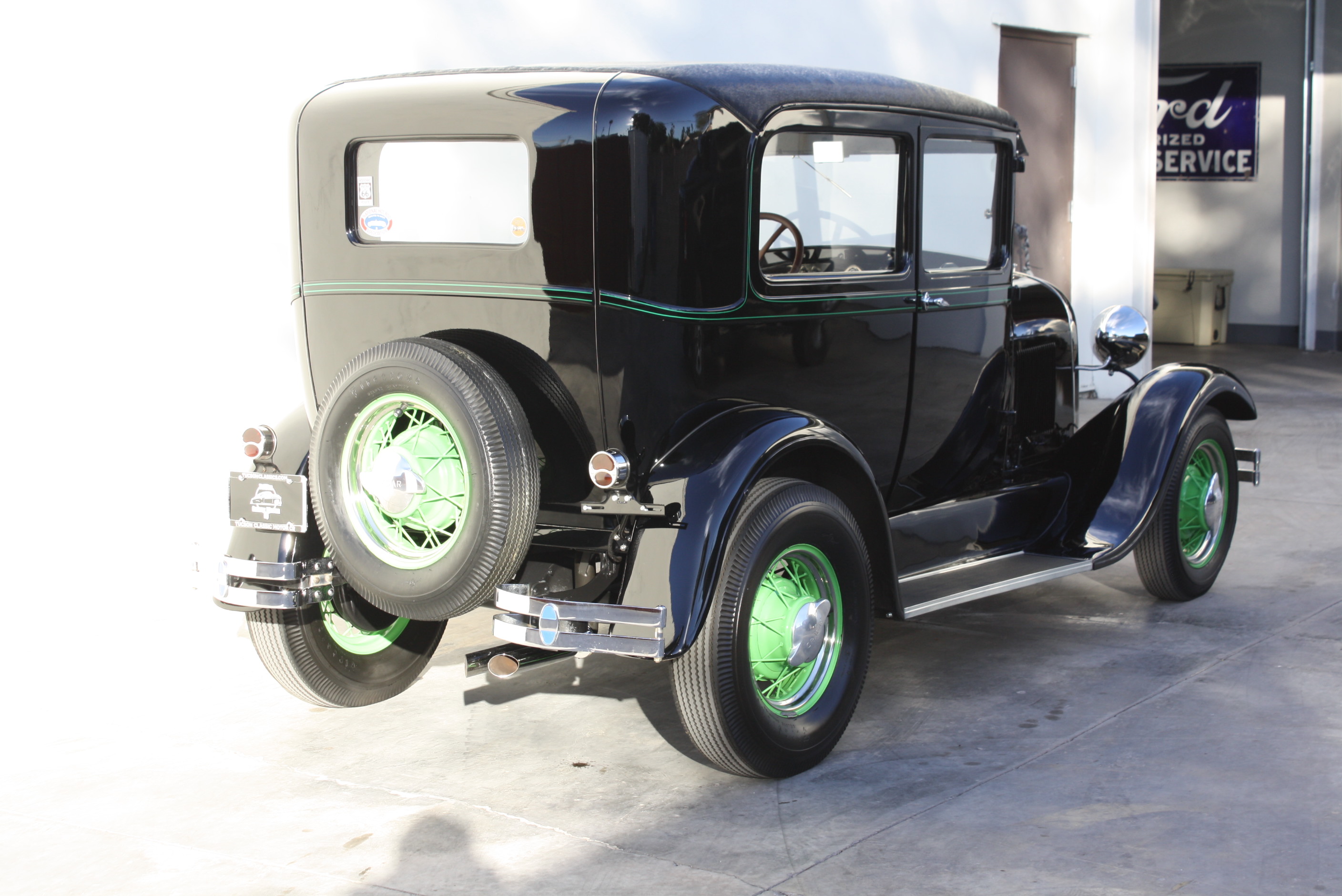 1928 Ford Model A sedan Miller OHV Hot Rod.