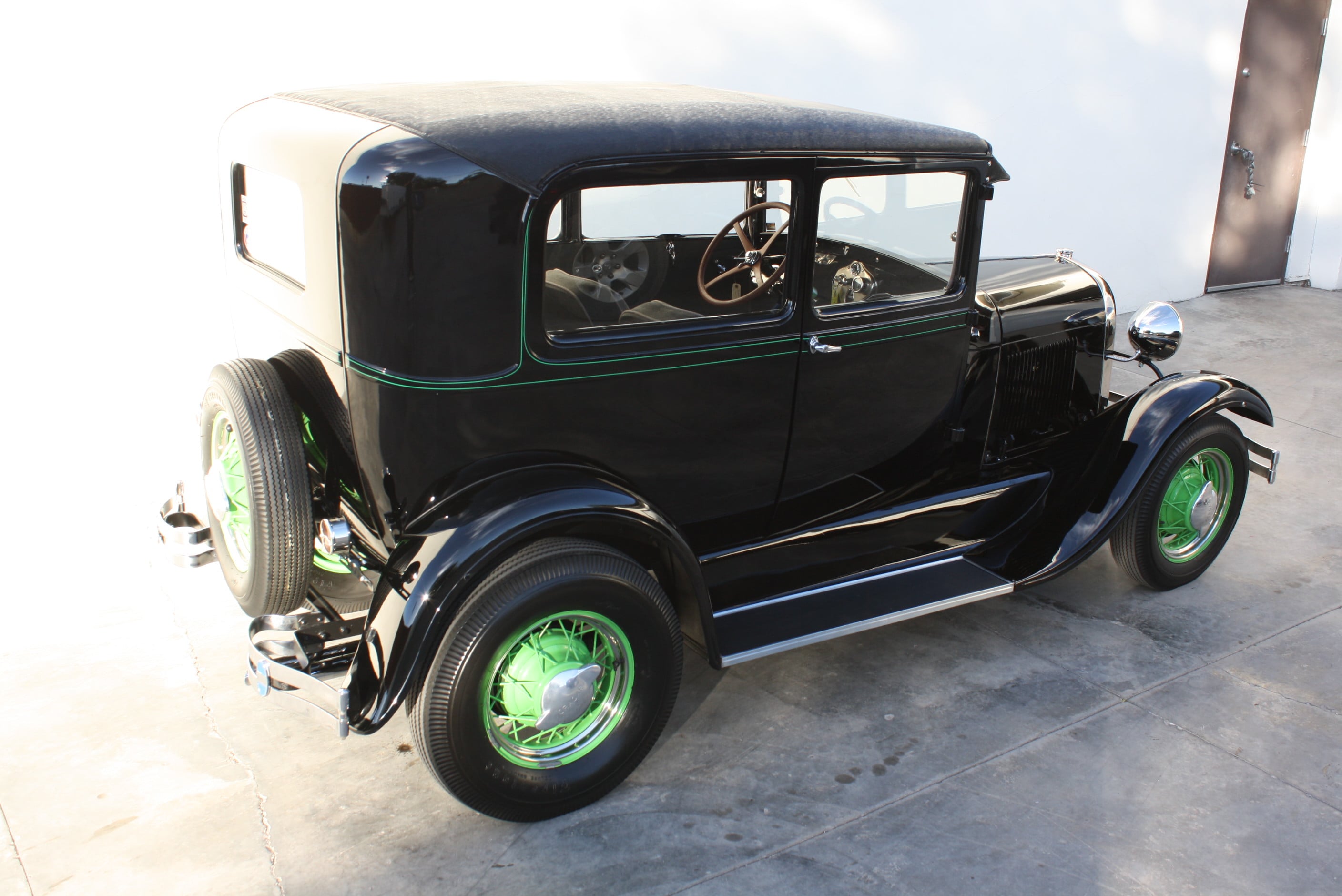 1928 Ford Model A sedan Miller OHV Hot Rod.