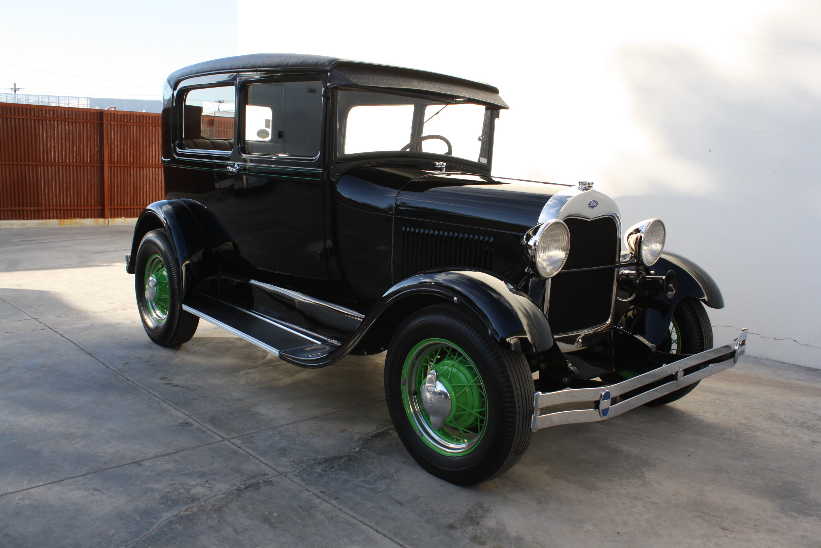 1928 Ford Model A sedan Miller OHV Hot Rod.