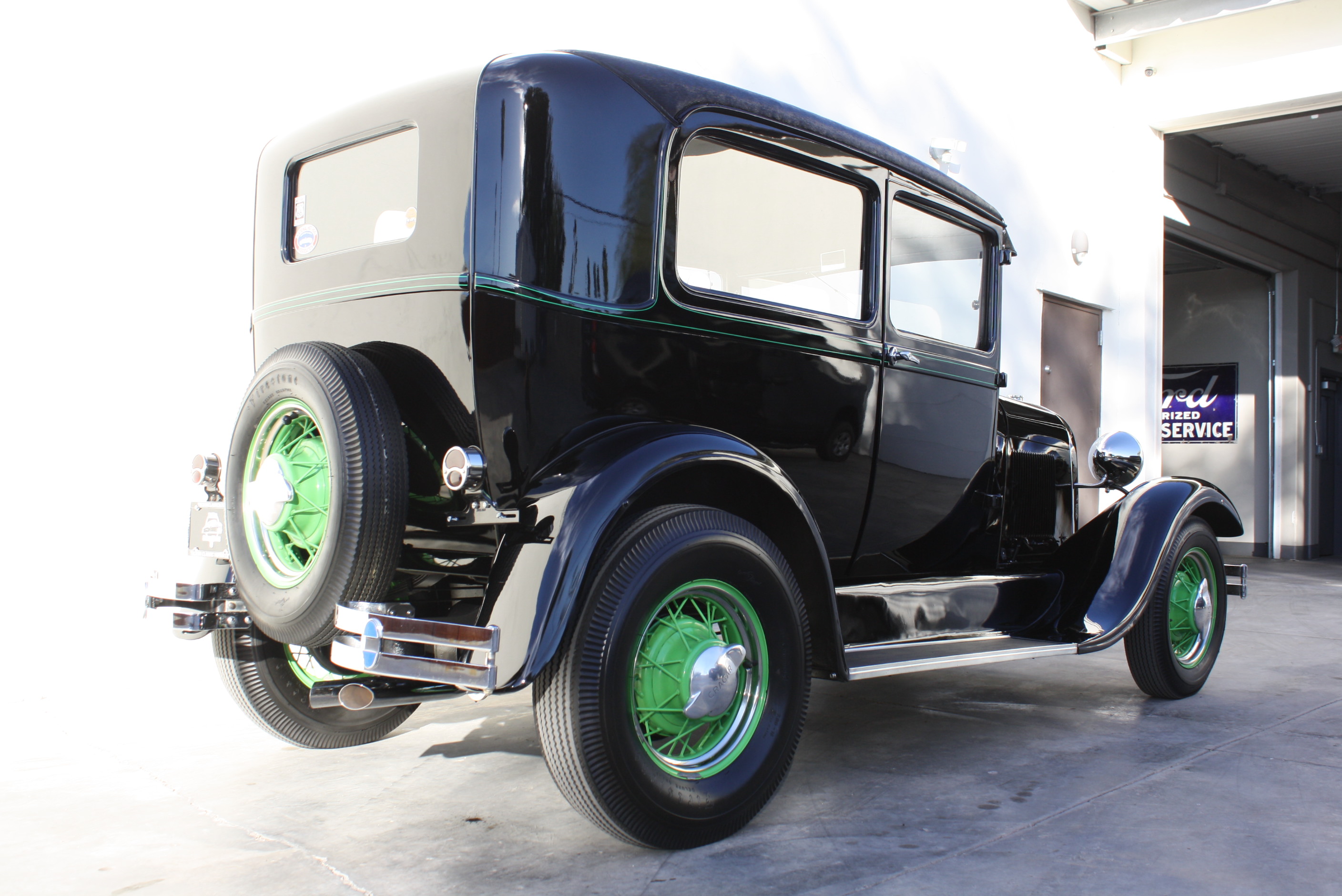 1928 Ford Model A sedan Miller OHV Hot Rod.