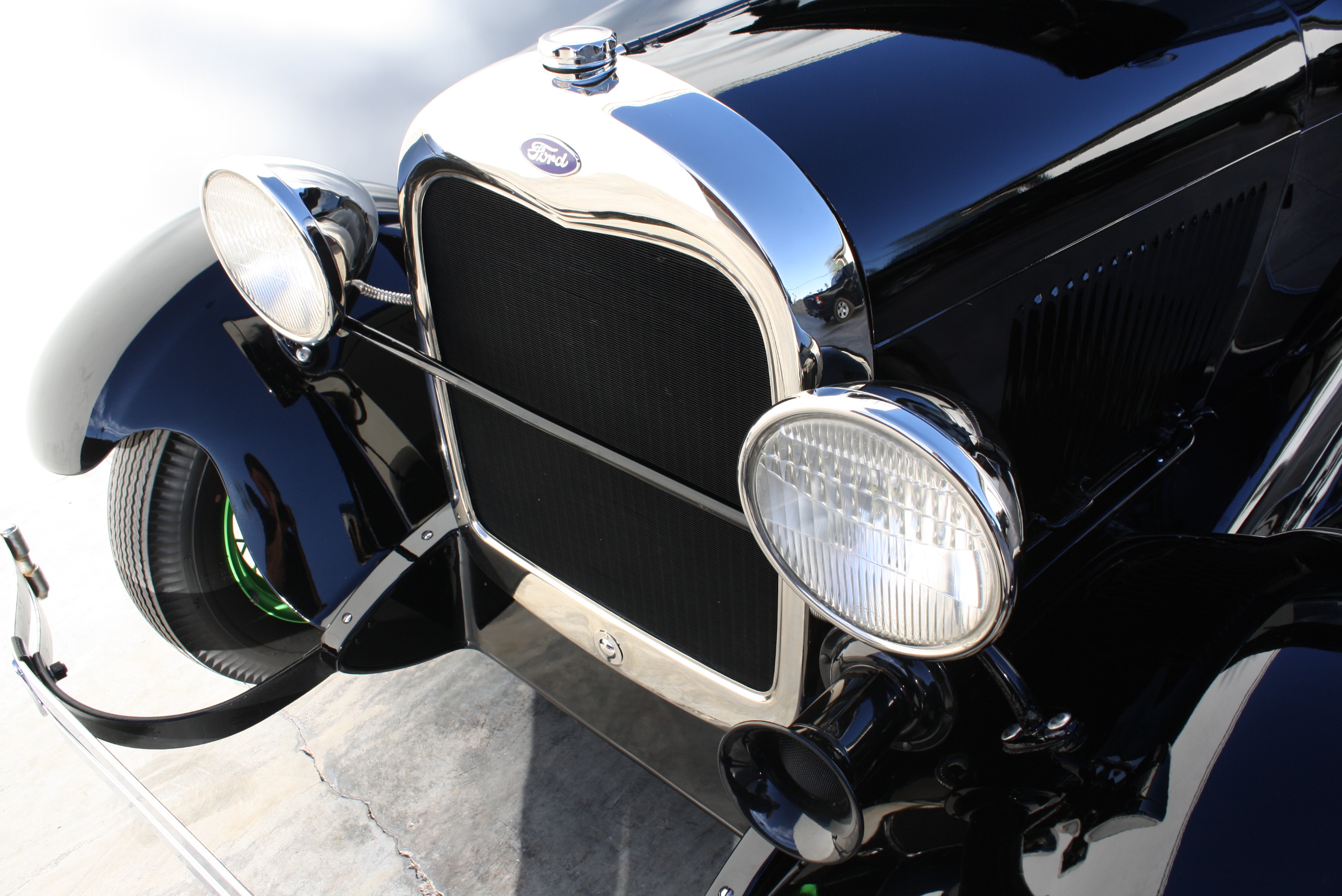 1928 Ford Model A sedan Miller OHV Hot Rod.