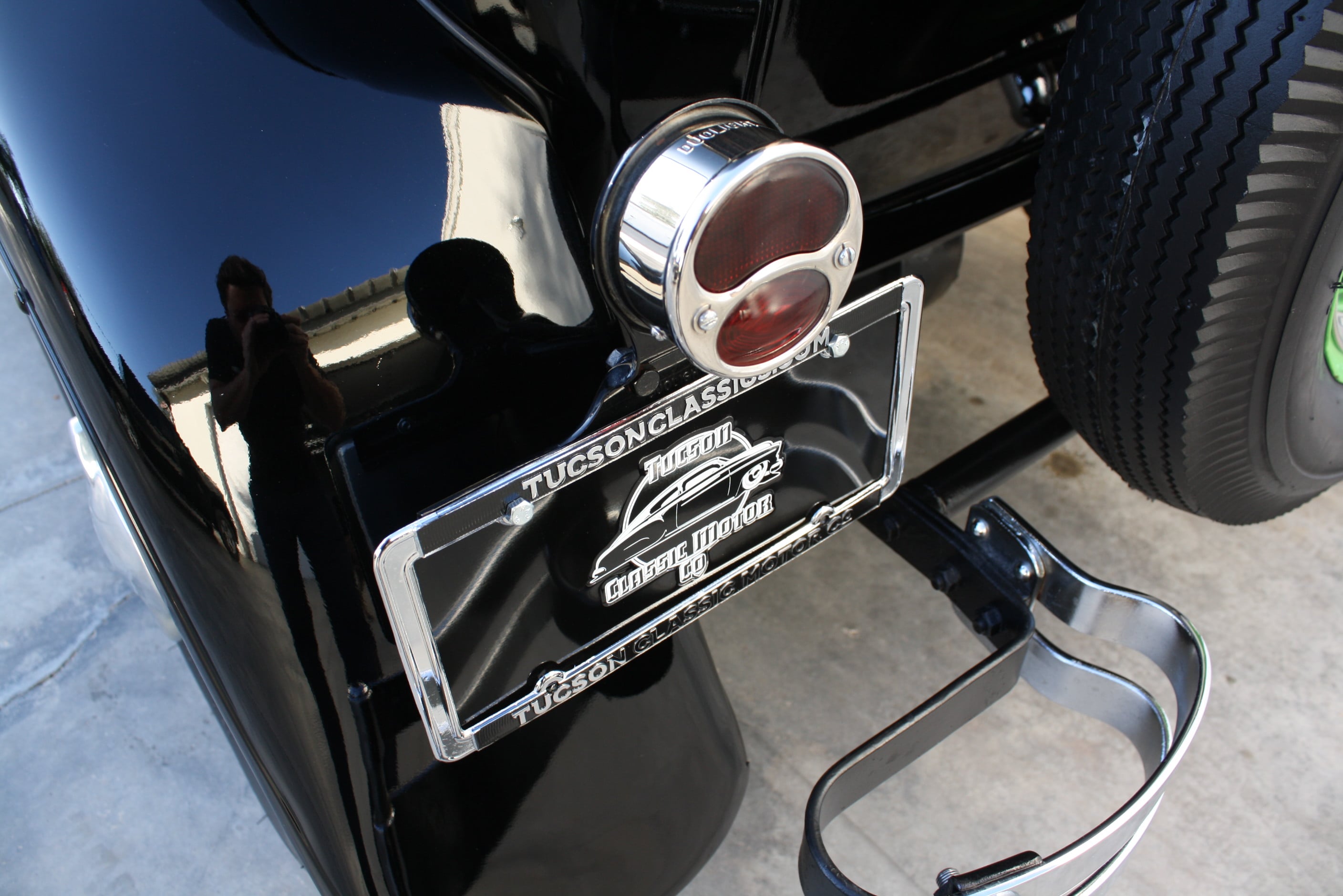 1928 Ford Model A sedan Miller OHV Hot Rod.