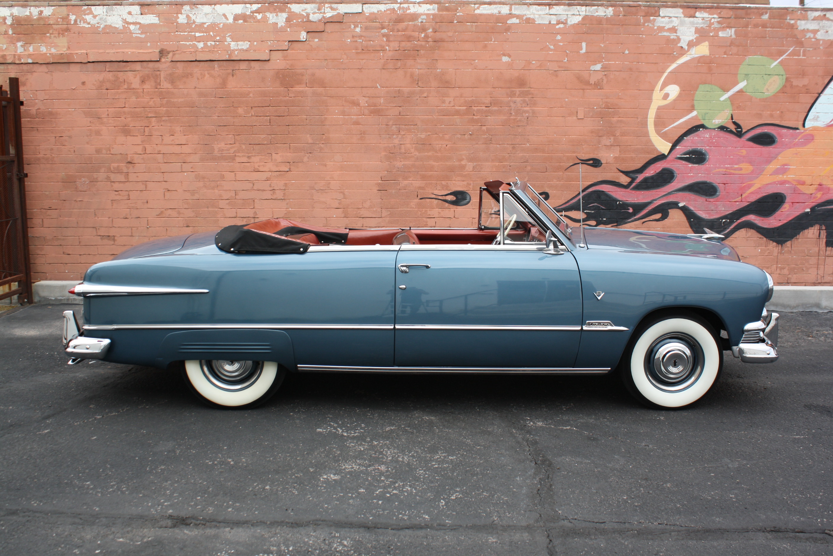 1951 Ford Custom Deluxe Convertible