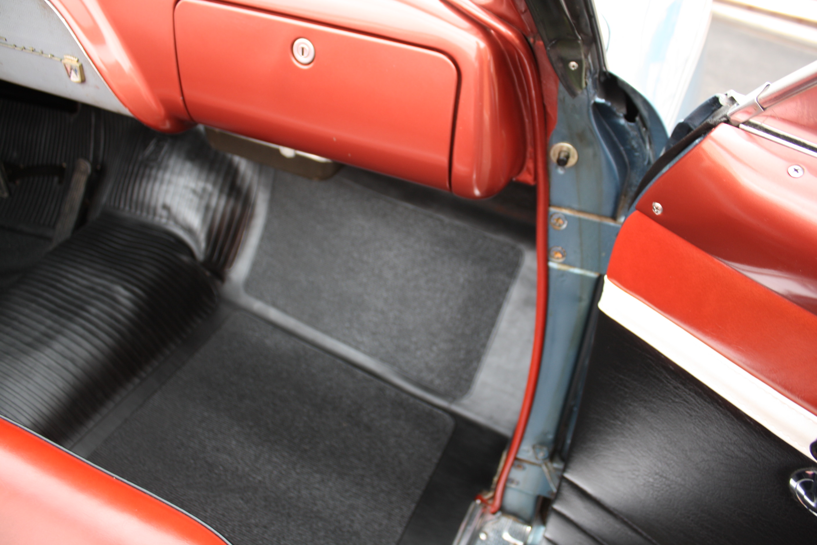 1951 Ford Custom Deluxe Convertible