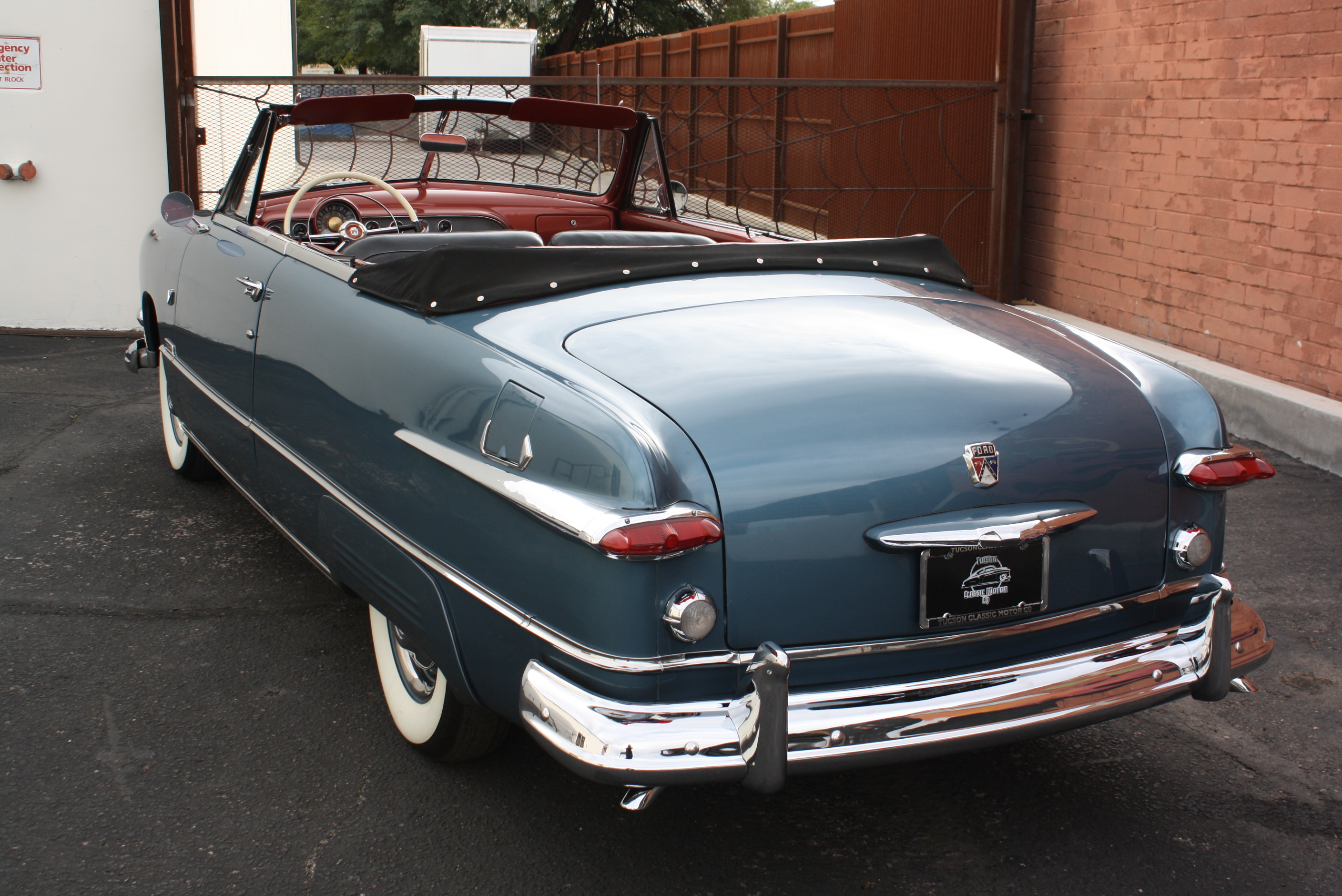 1951 Ford Custom Deluxe Convertible
