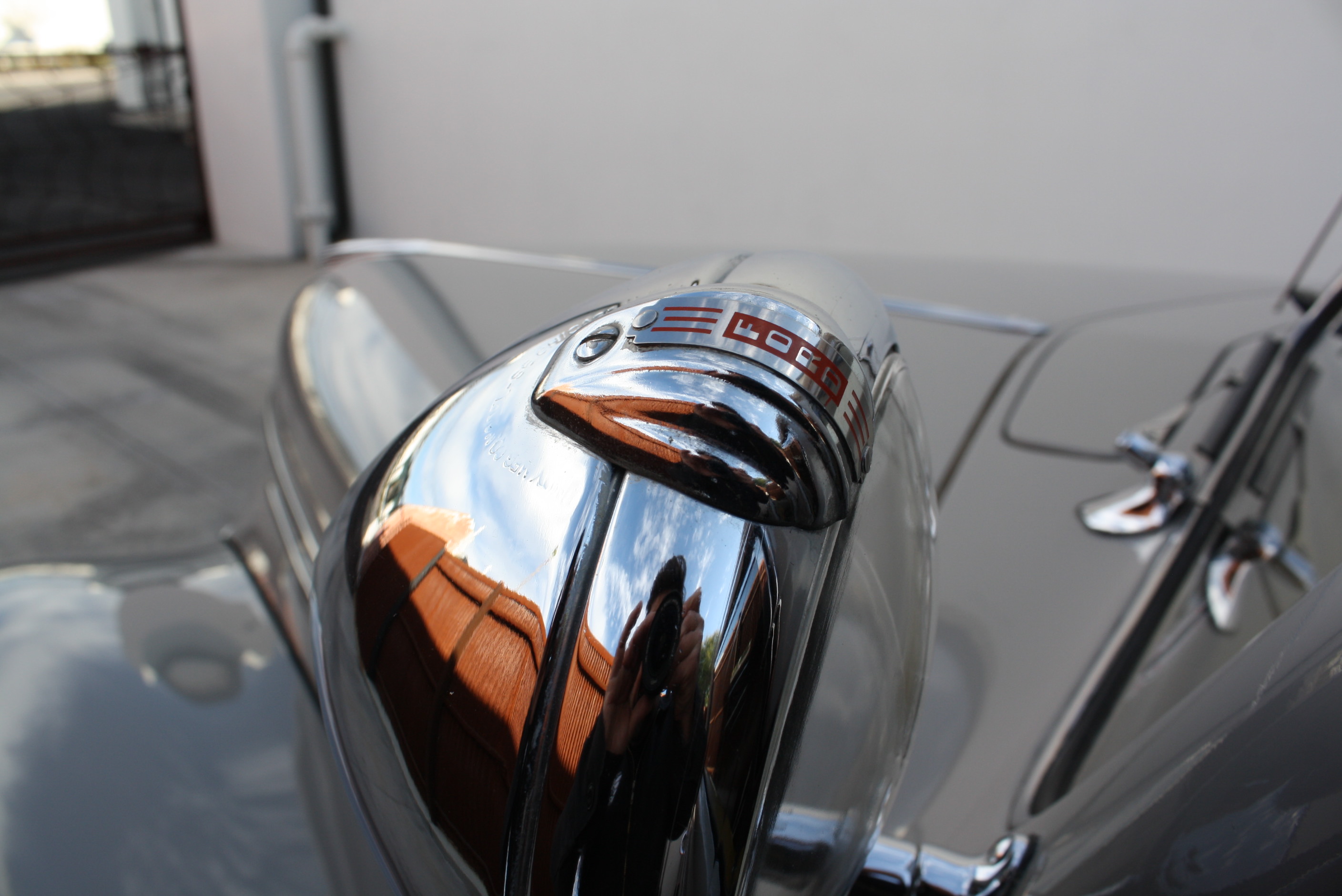 1939 Ford Deluxe Convertible Sedan.