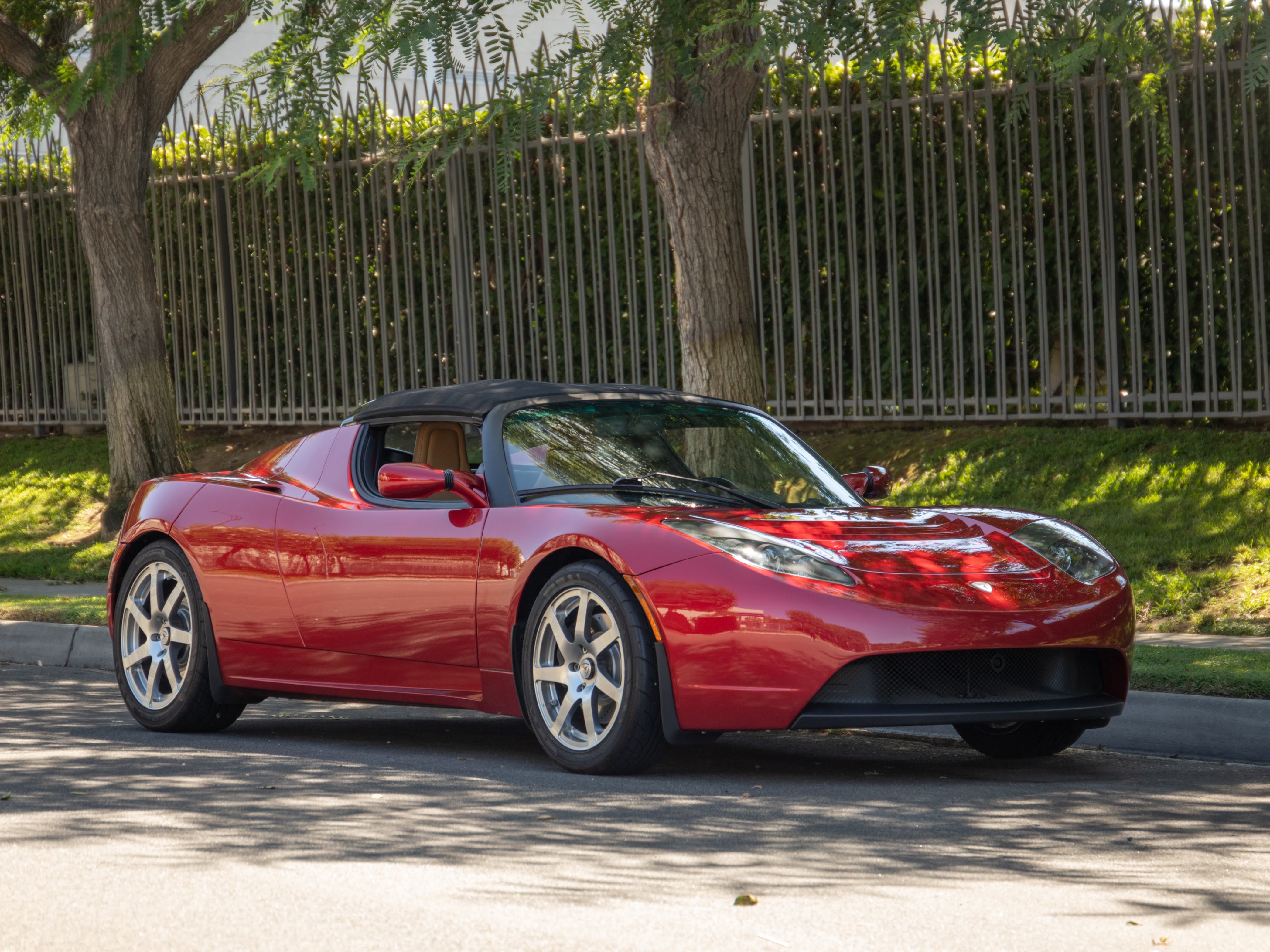 2008 Tesla Roadster 924 miles, one of the first 300