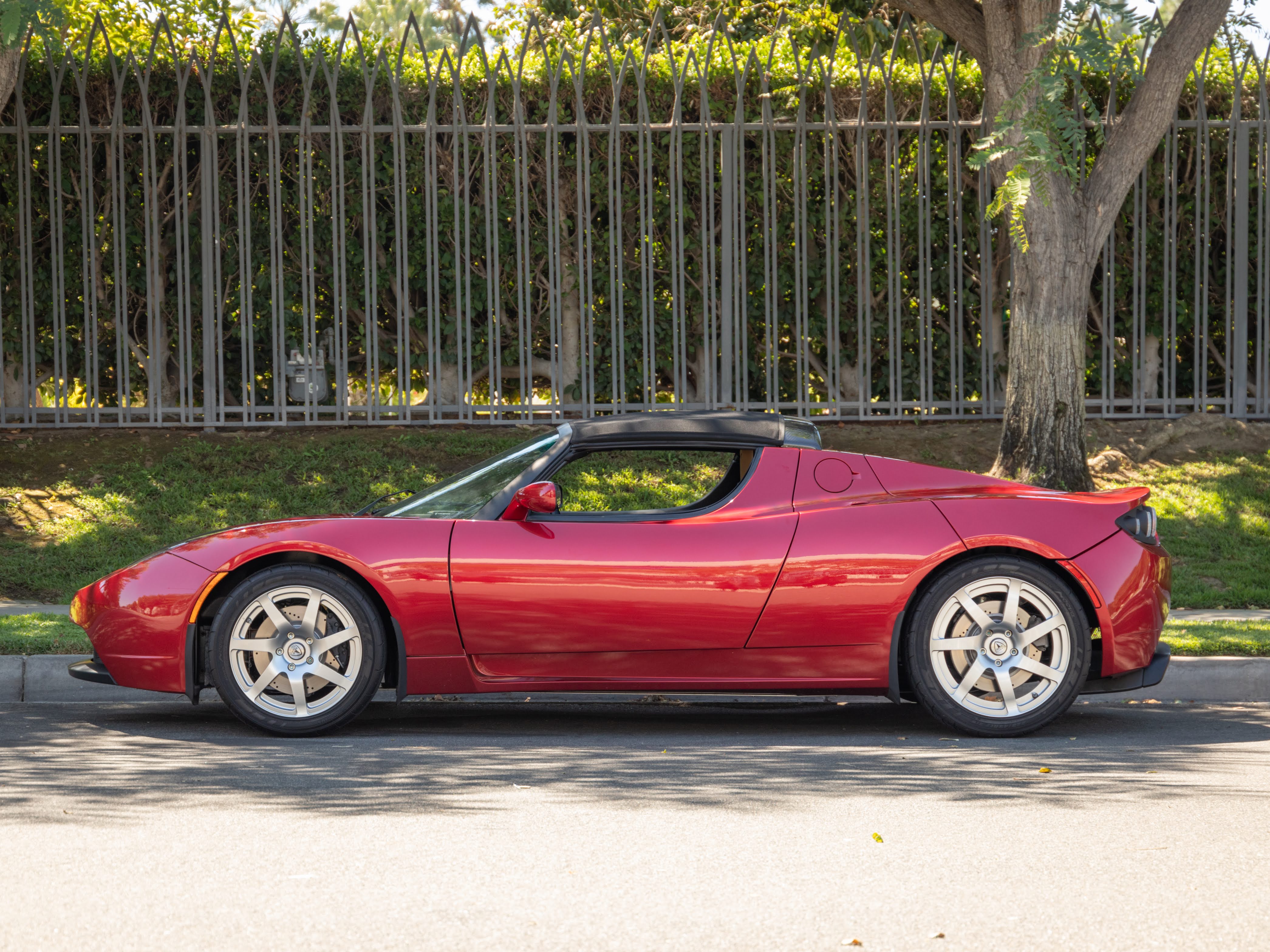 2008 Tesla Roadster 924 miles, one of the first 300