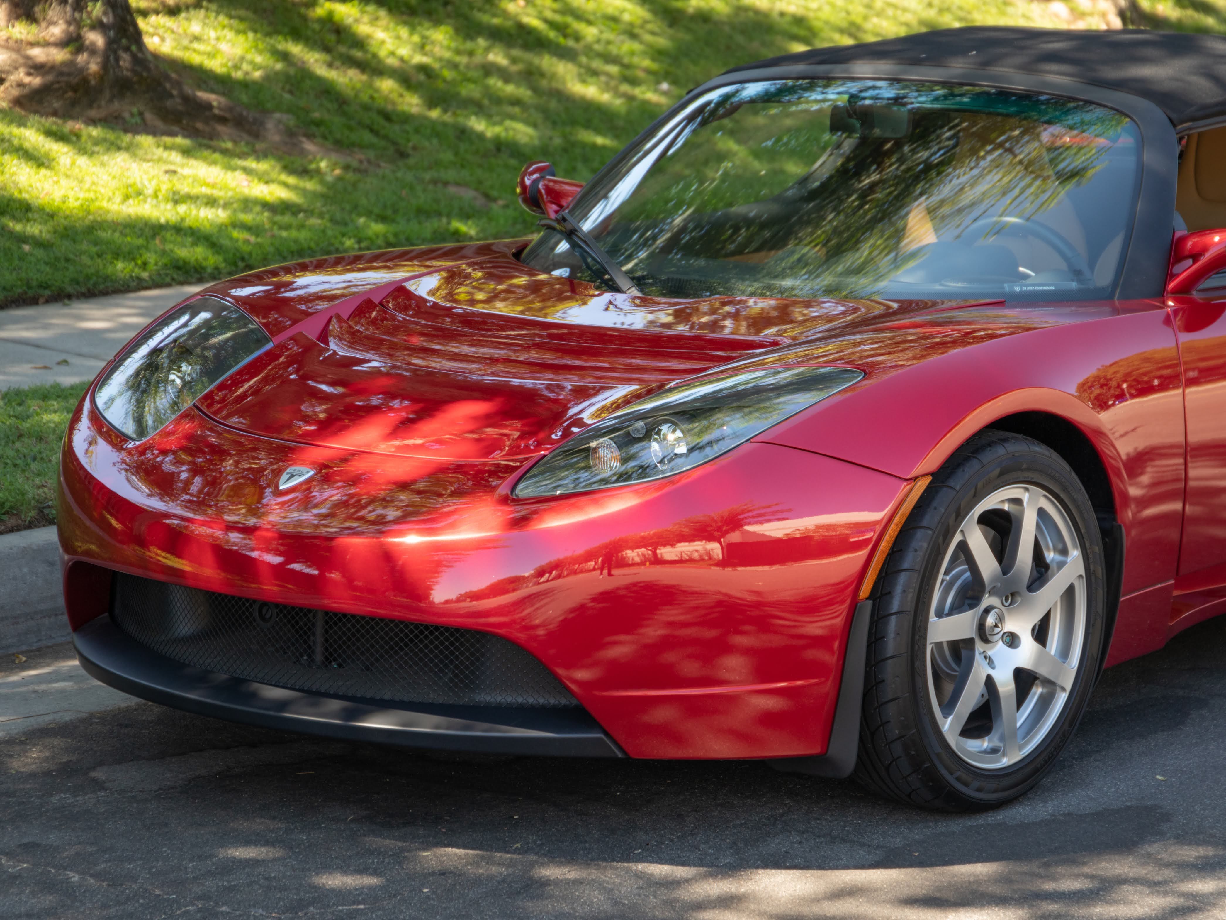 2008 Tesla Roadster 924 miles, one of the first 300