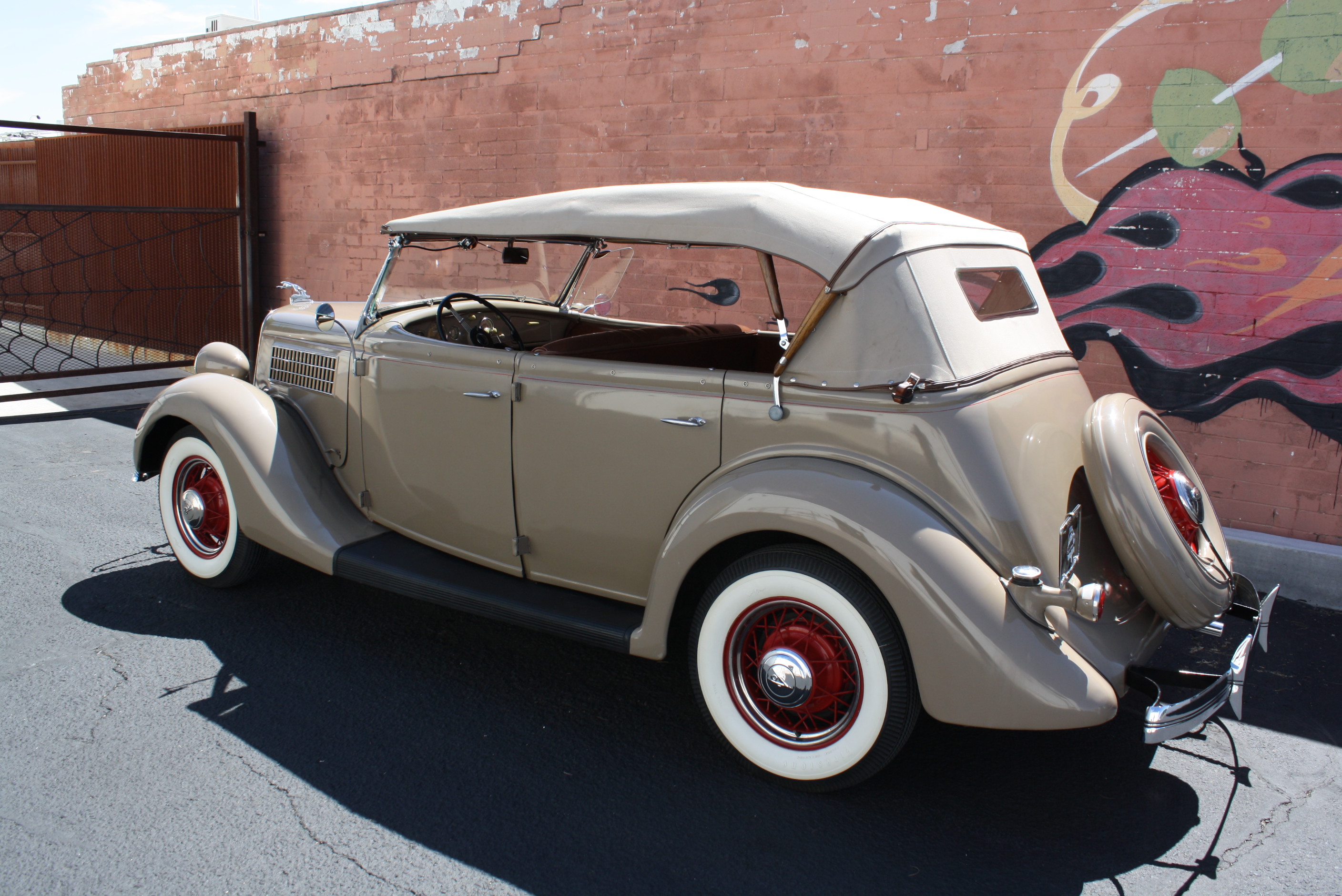 1935 Ford Phaeton
