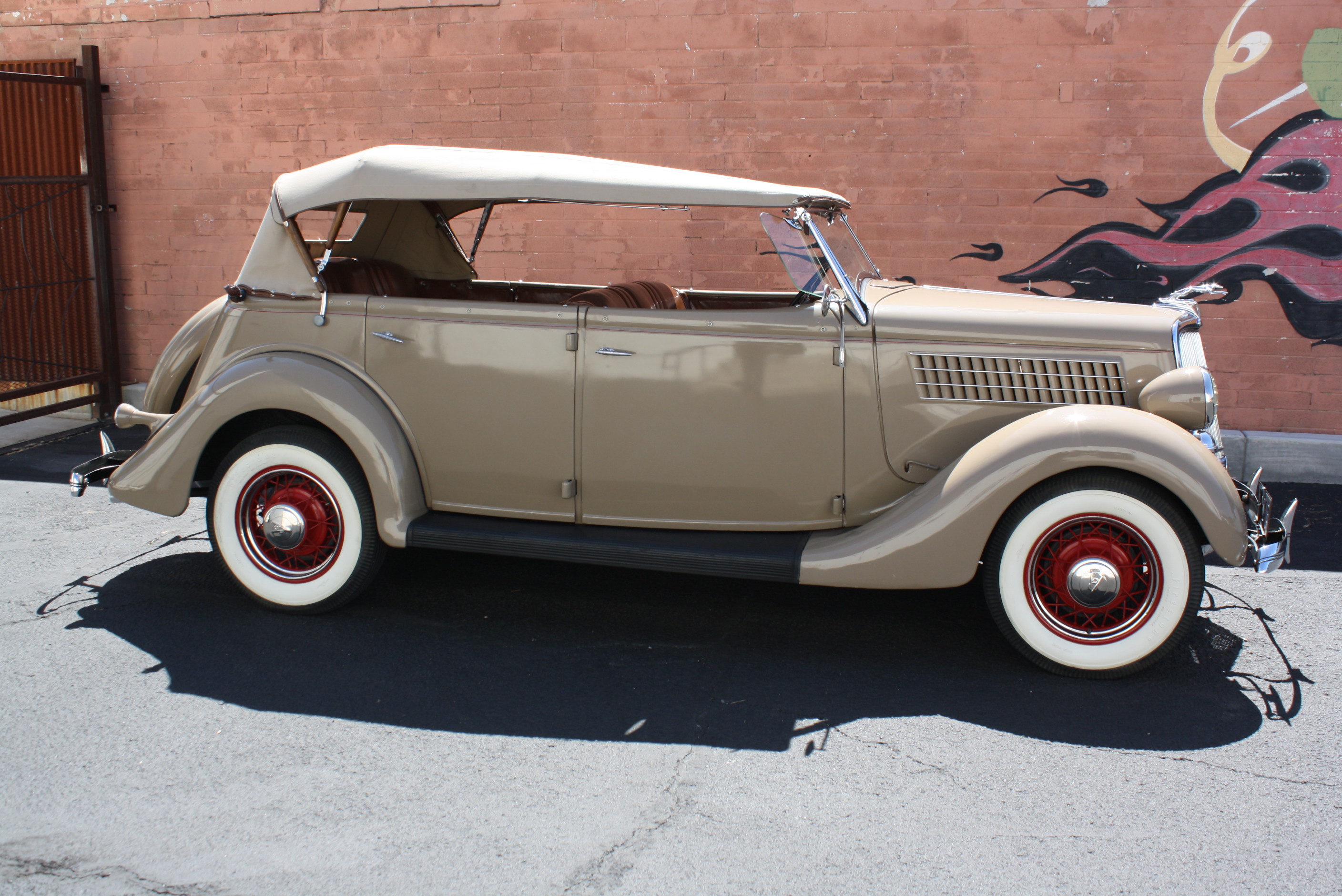 1935 Ford Phaeton