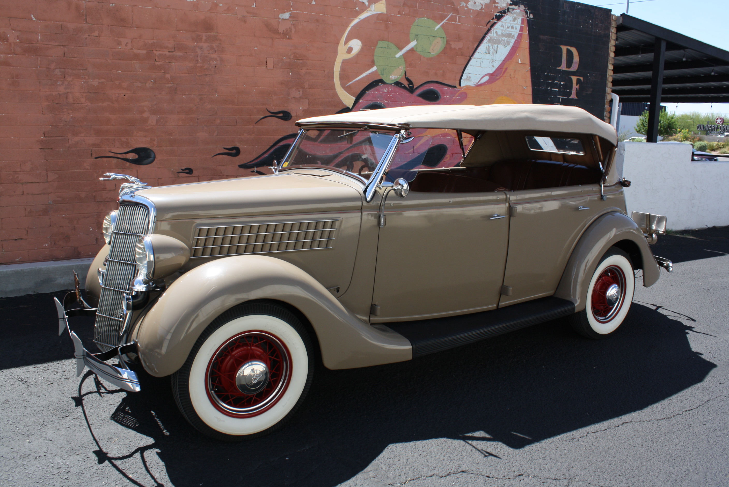 1935 Ford Phaeton
