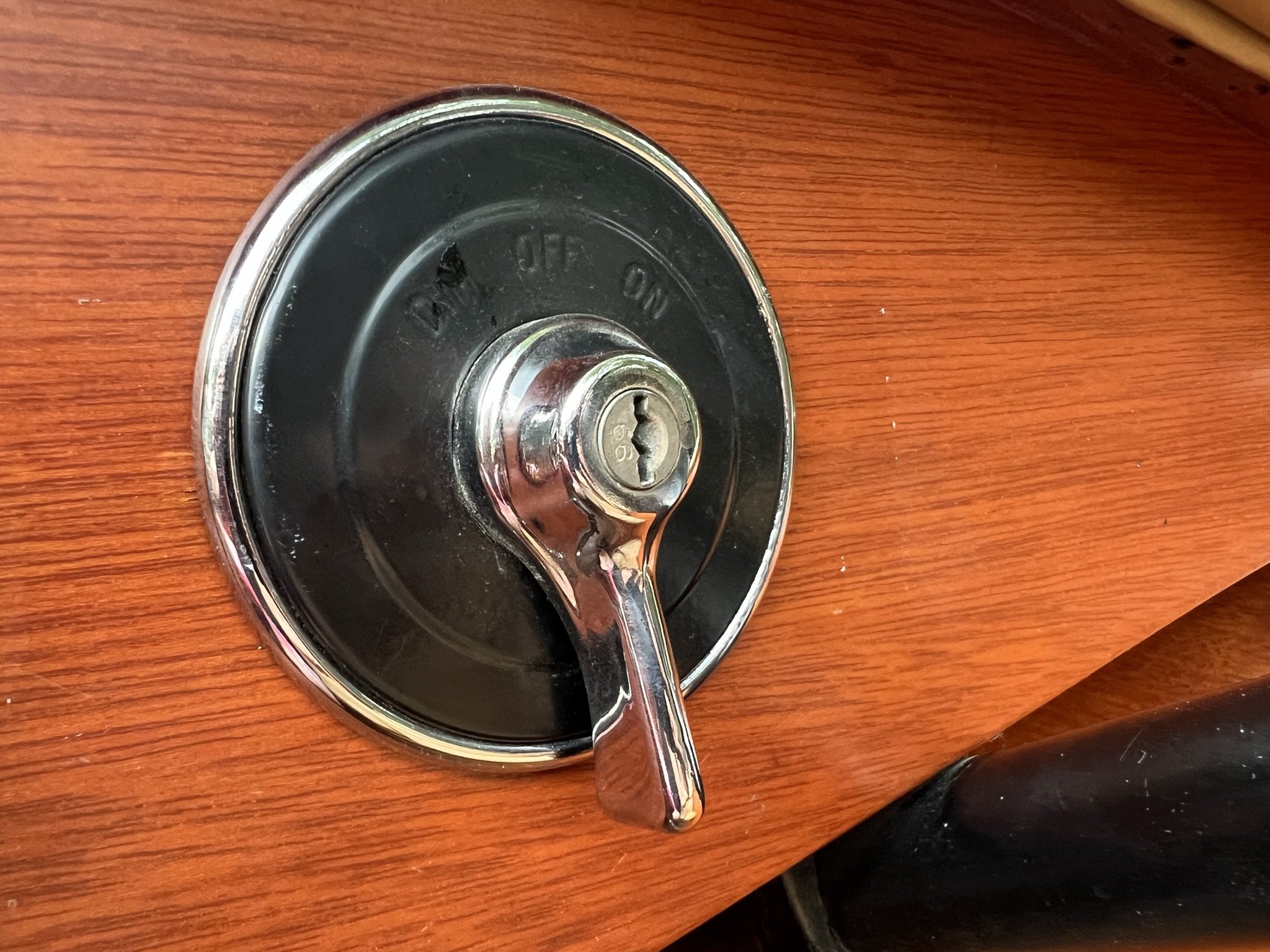 1934 Chris Craft 21′ Triple Cockpit Runabout