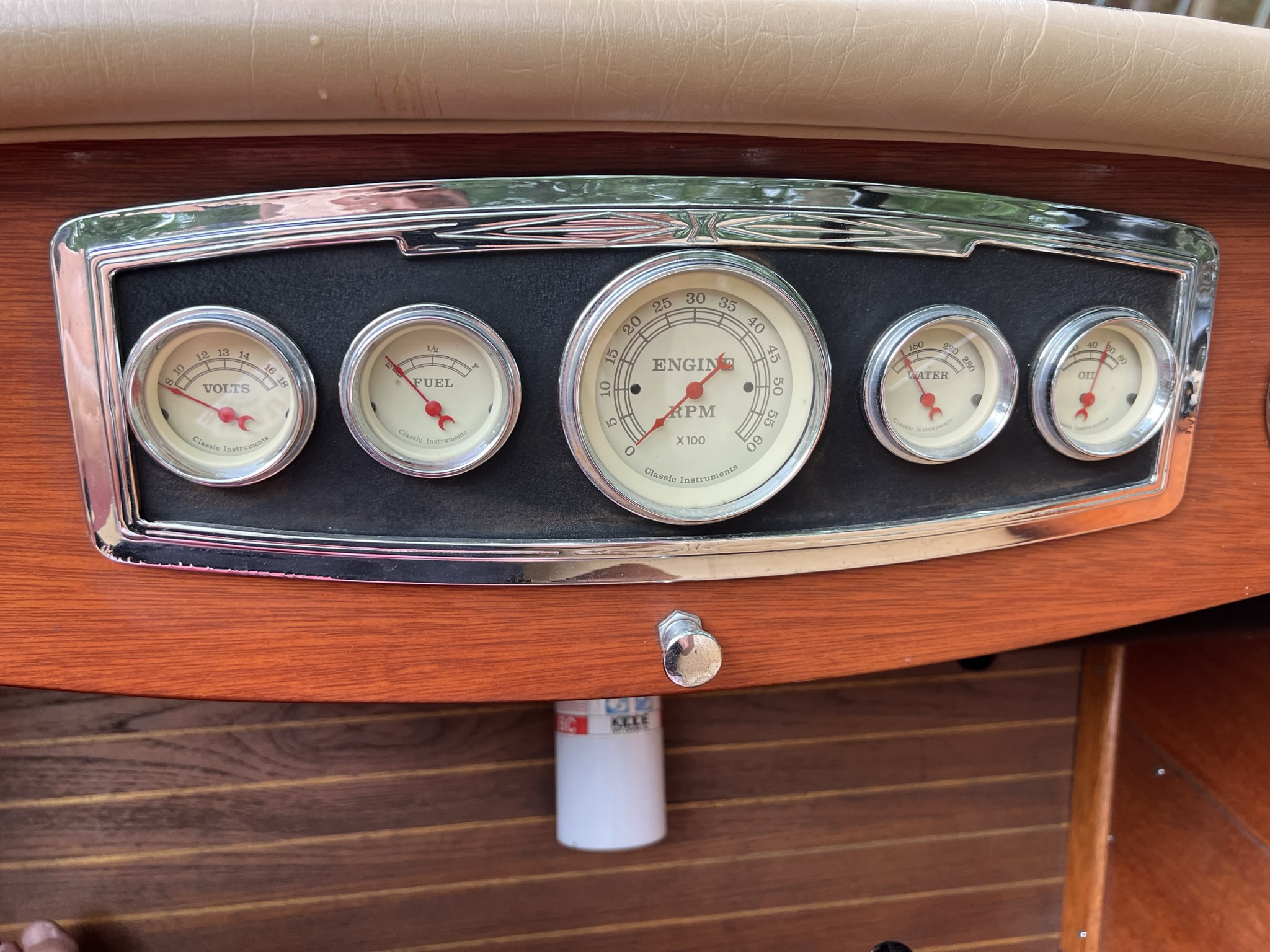1934 Chris Craft 21′ Triple Cockpit Runabout
