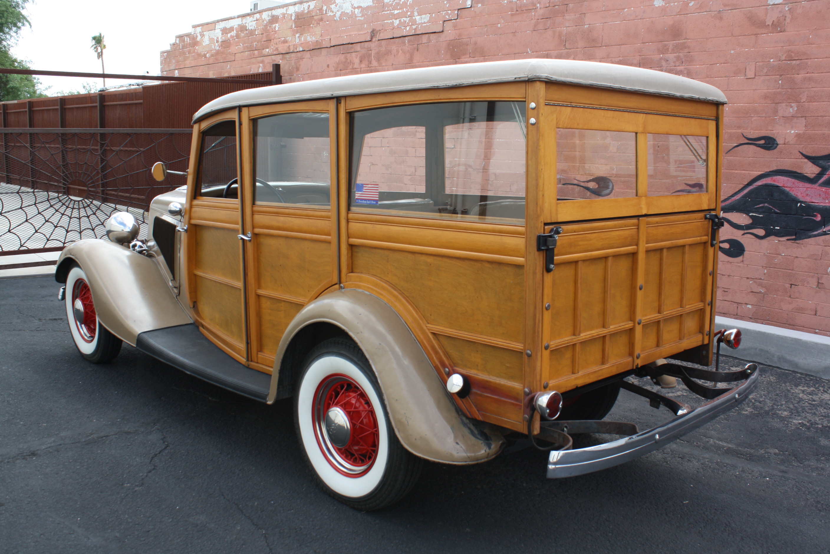 1934 Ford Woody Wagon