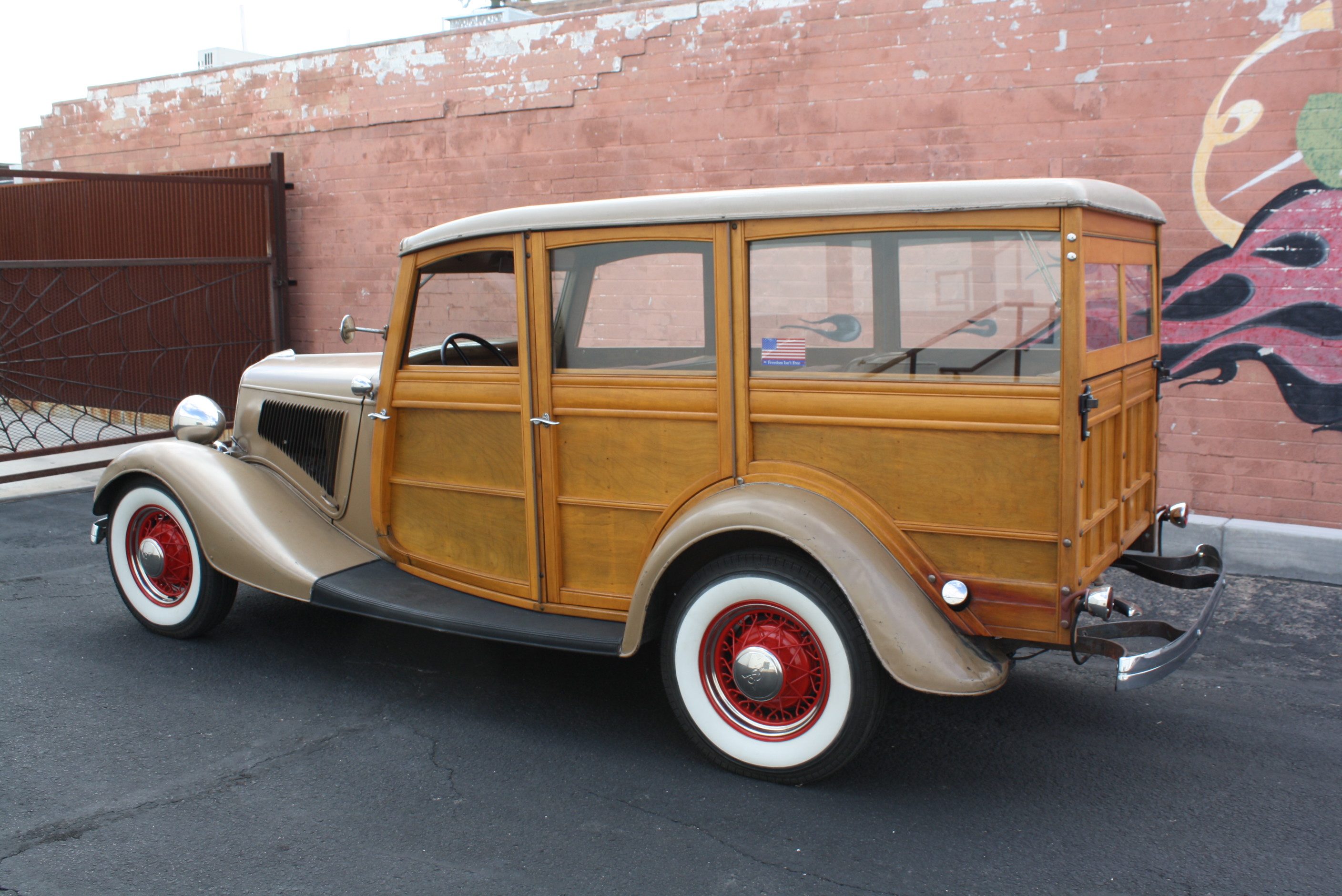 1934 Ford Woody Wagon